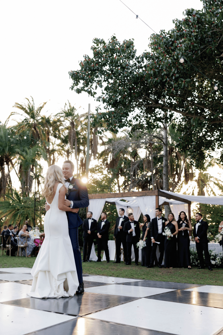 Olivia Schmidt & Jason Hyland's wedding-image-40