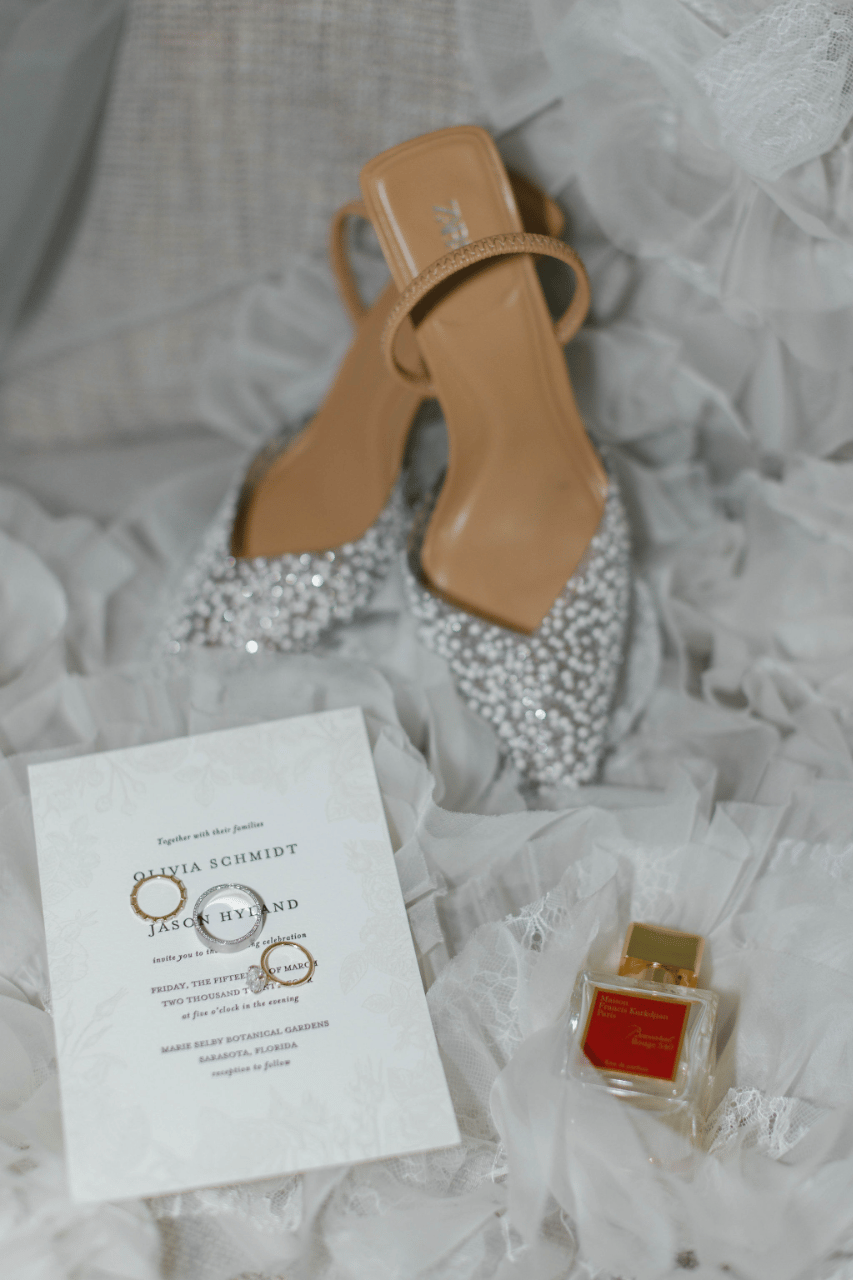 A Romantic Spring Wedding at Marie Selby Botanical Gardens photo 3