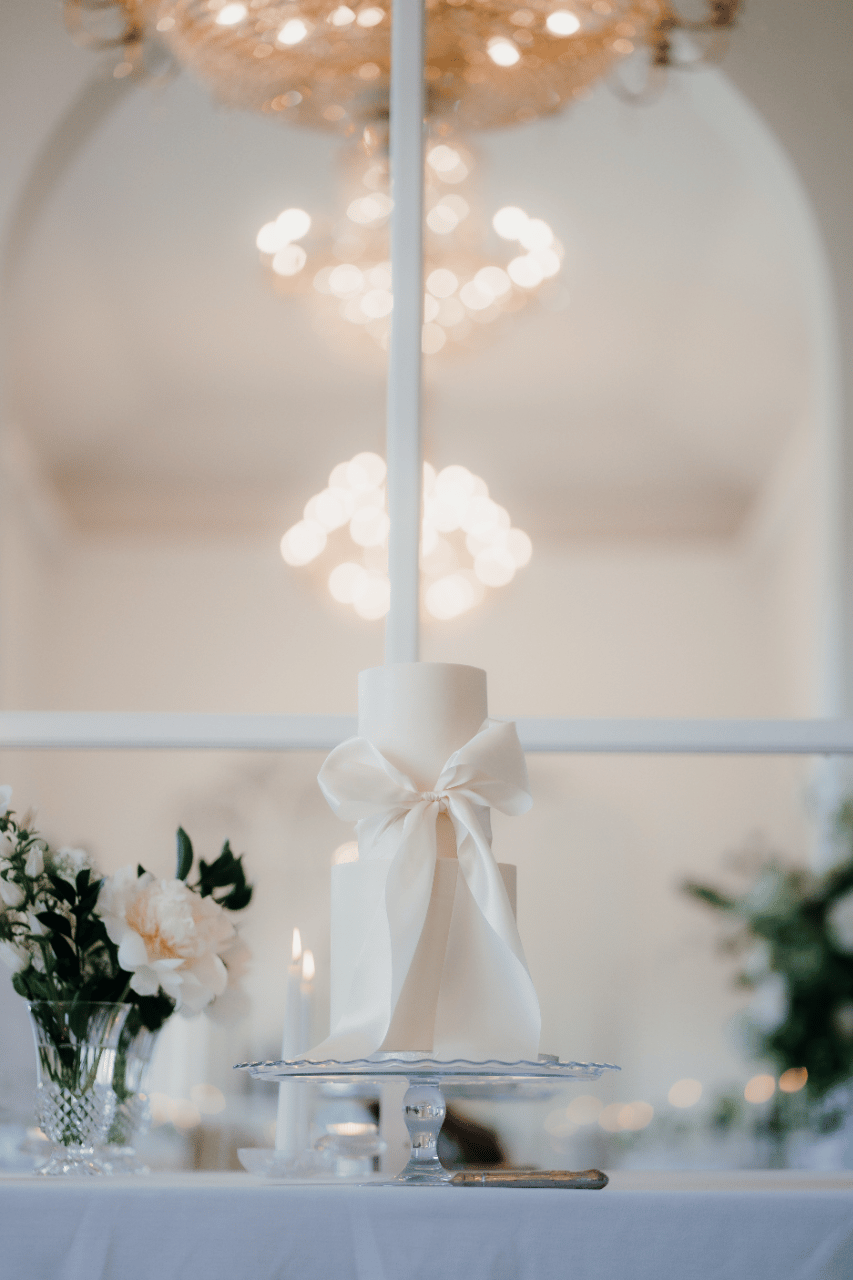 A Classic Spring Wedding at Norwood Park