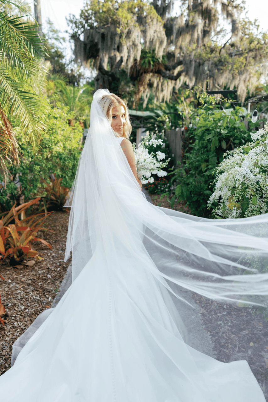 Olivia Schmidt & Jason Hyland's wedding-image-9