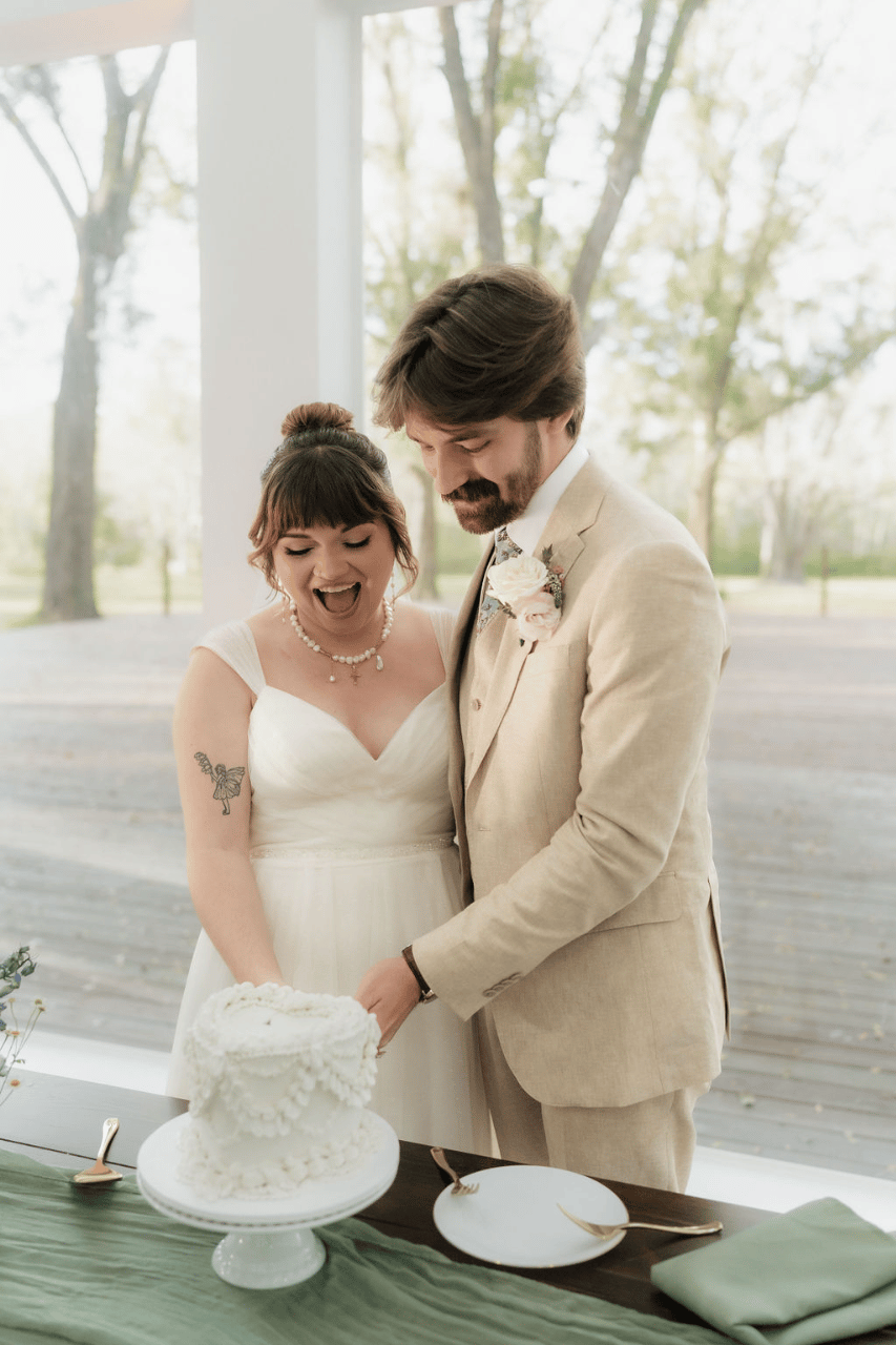 Jadyn Graves & Brenden Graves's wedding-image-26