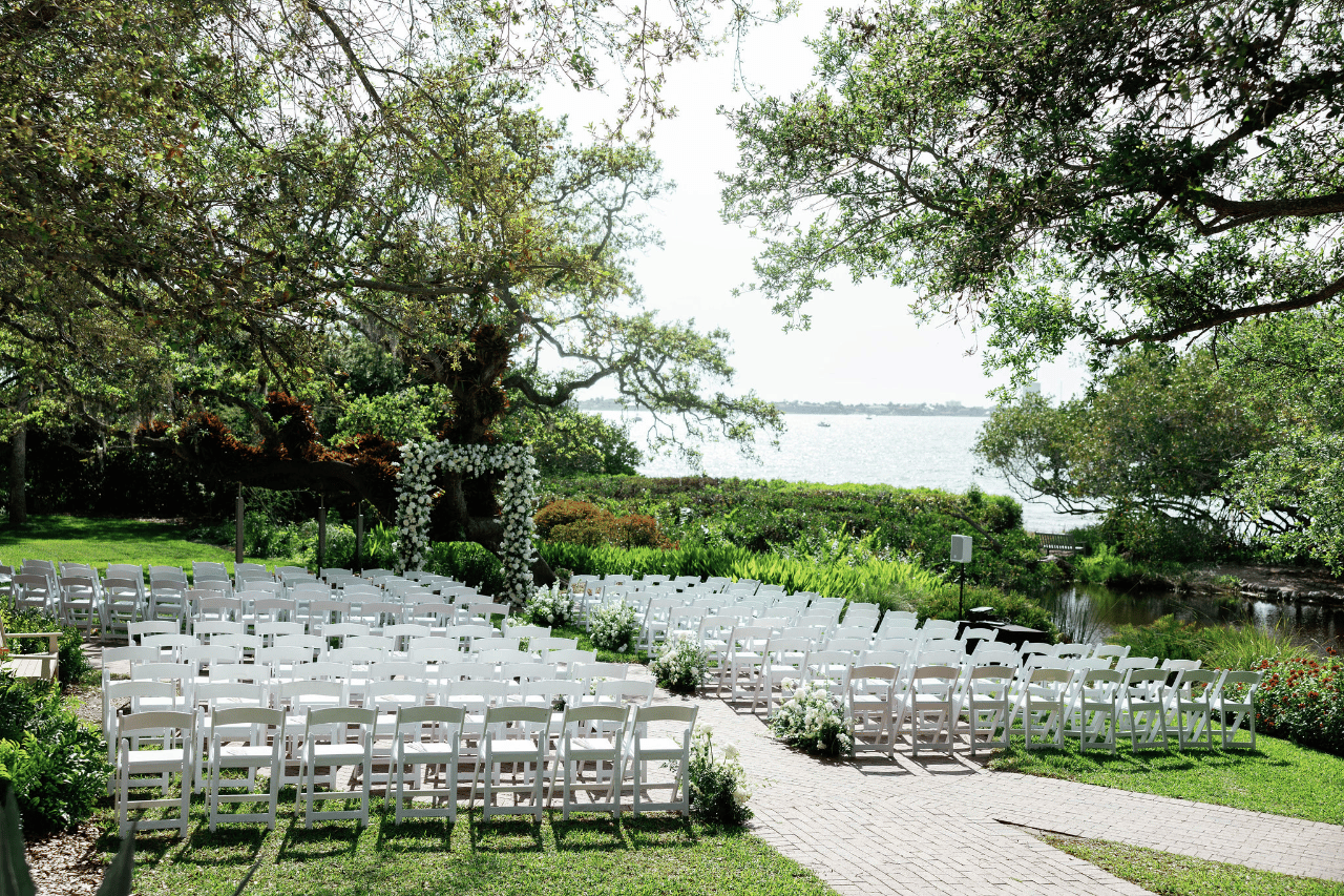 Olivia Schmidt & Jason Hyland's wedding-image-13