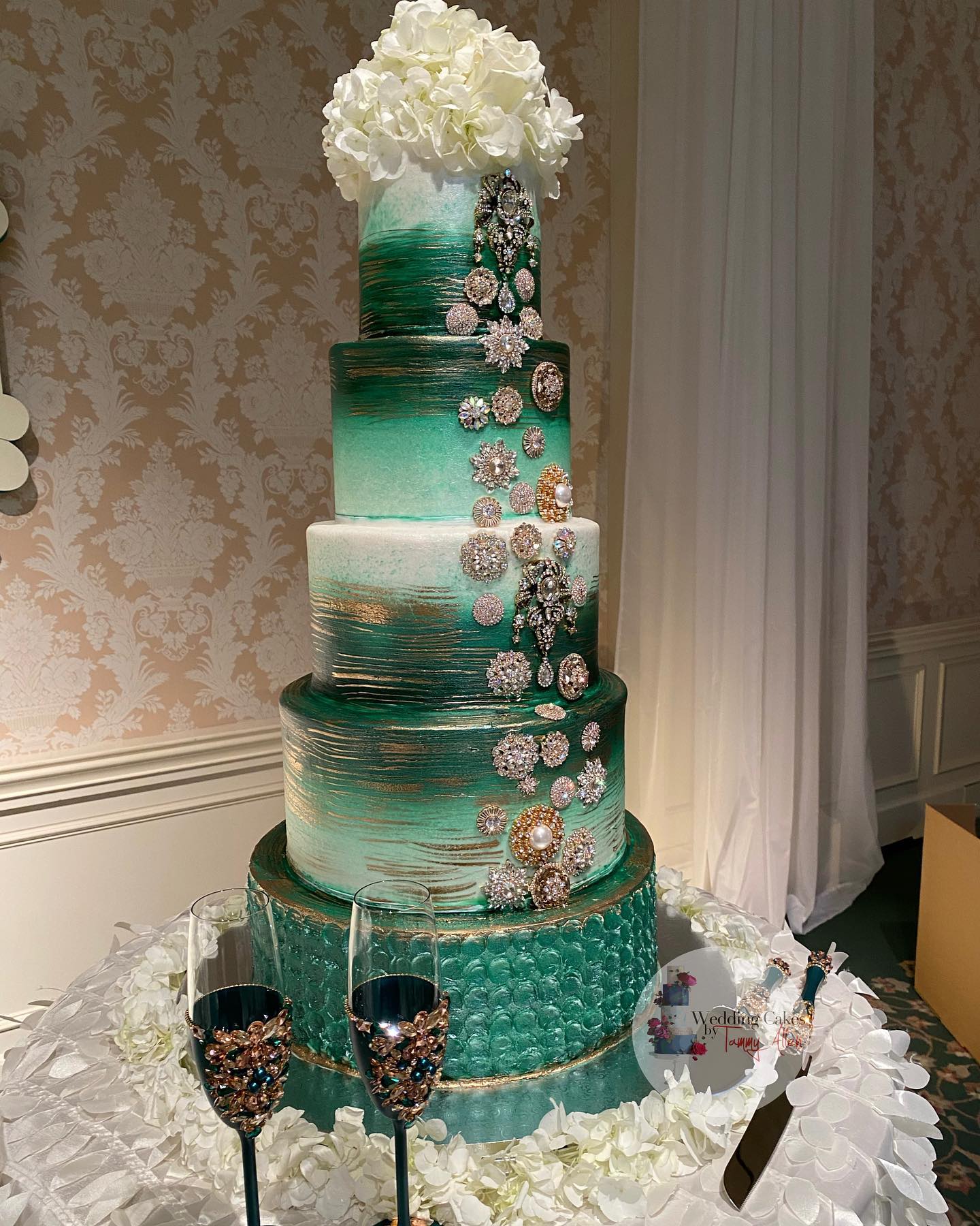 Wedding Cakes by Tammy Allen