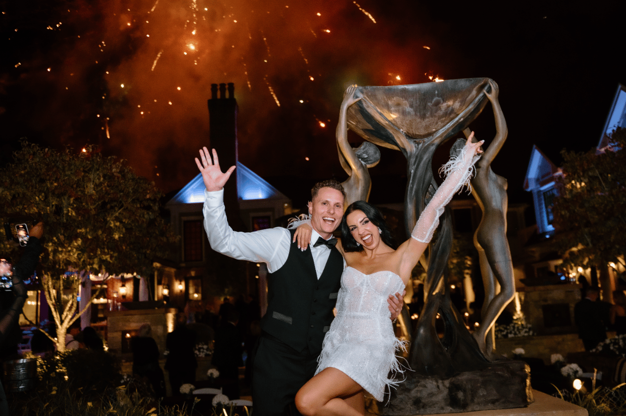 A Glamorous Summer Wedding in East Greenwich, Rhode Island photo 3