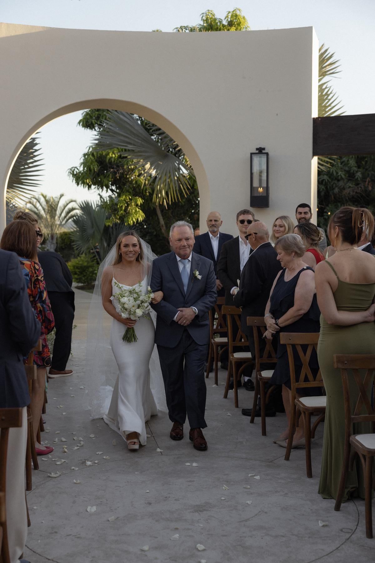 A Romantic Fall Wedding at Baja Luna 46