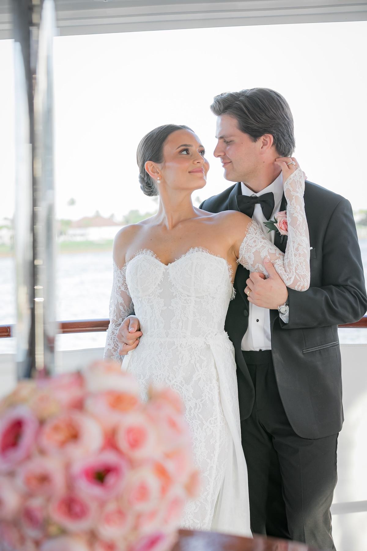A Whimsical Winter Wedding at the Pelican Club 11