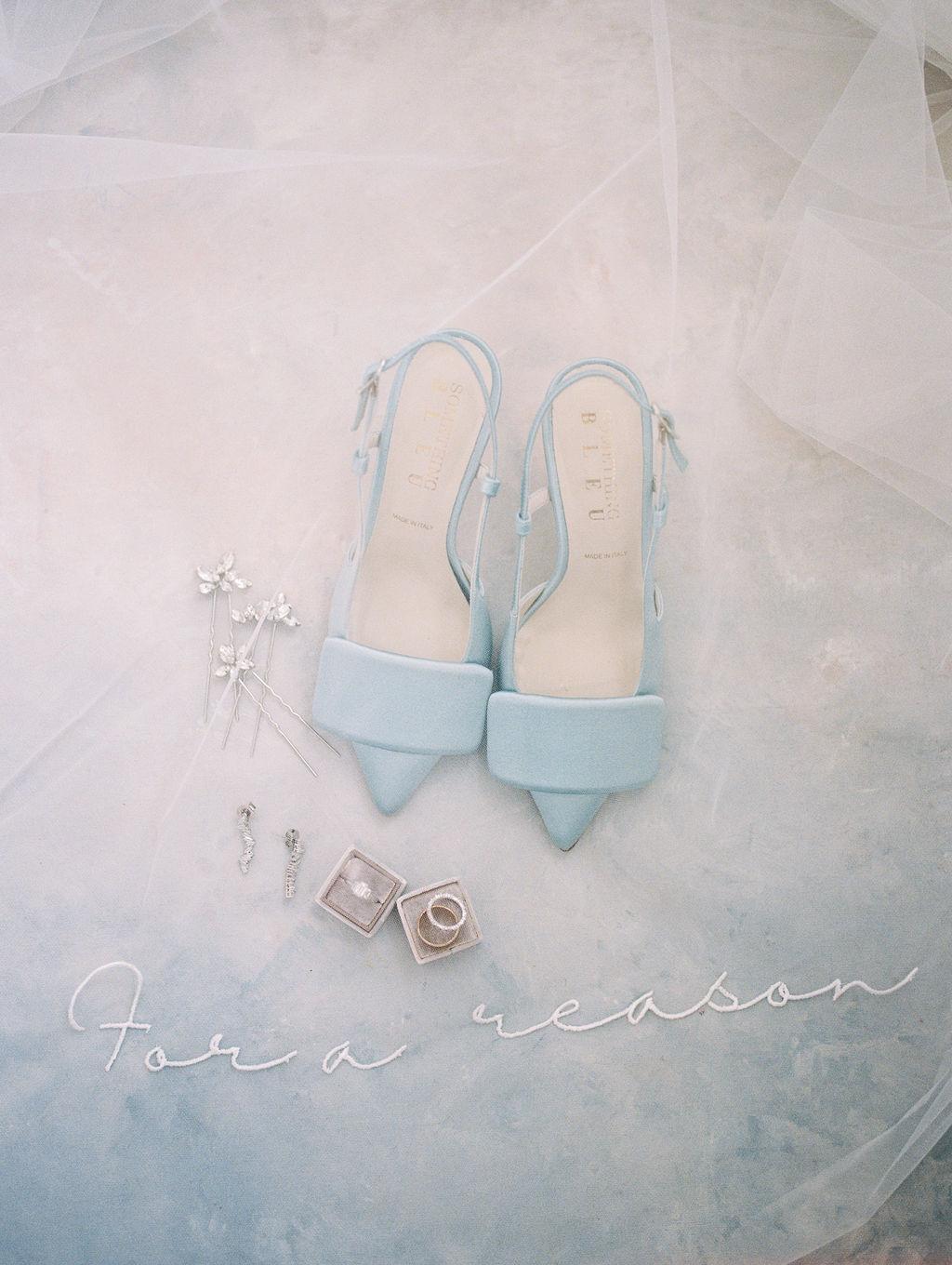 A Non-Traditional Winter Wedding at McDavid Studio 14