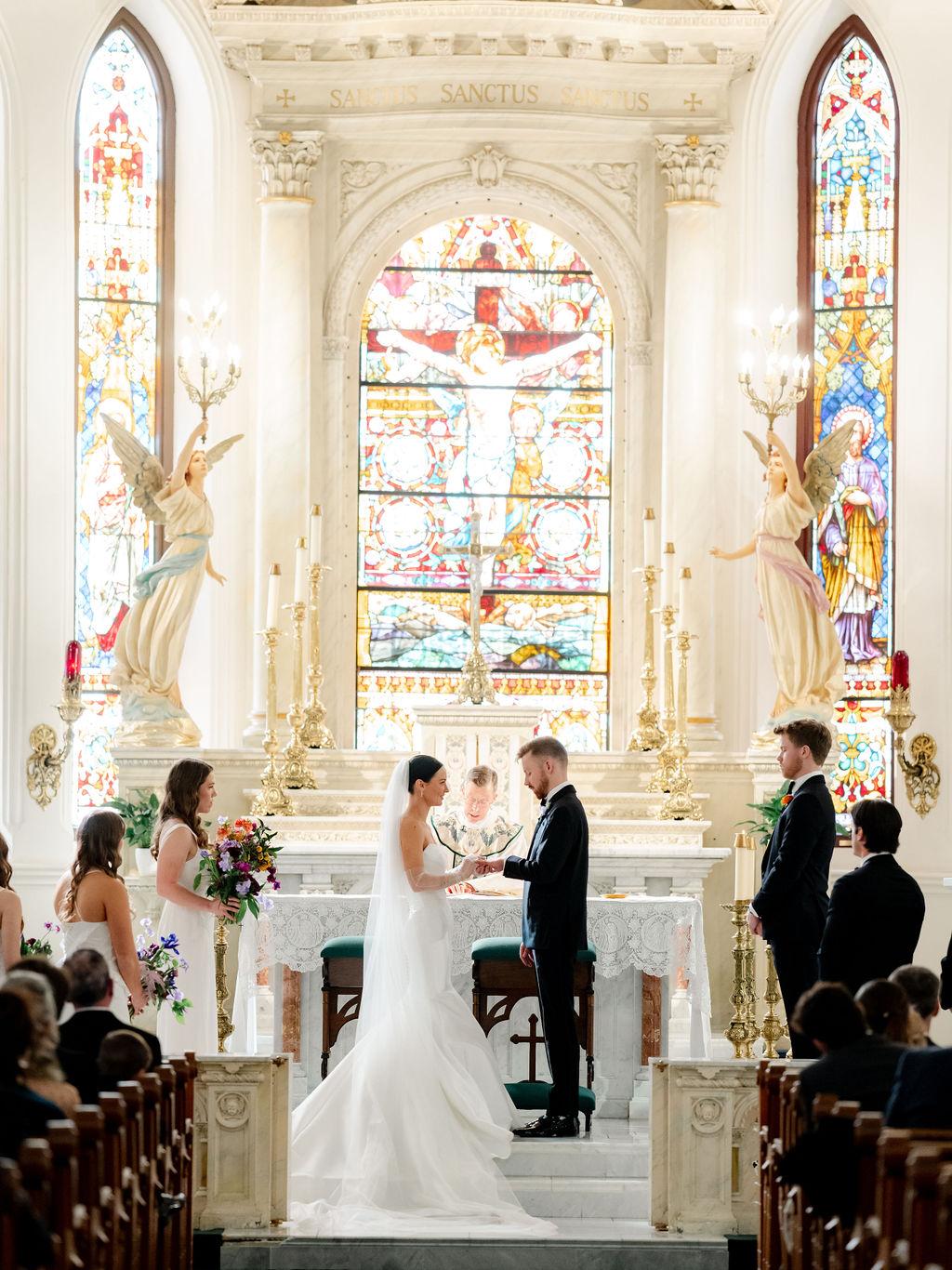 A Non-Traditional Winter Wedding at McDavid Studio 46