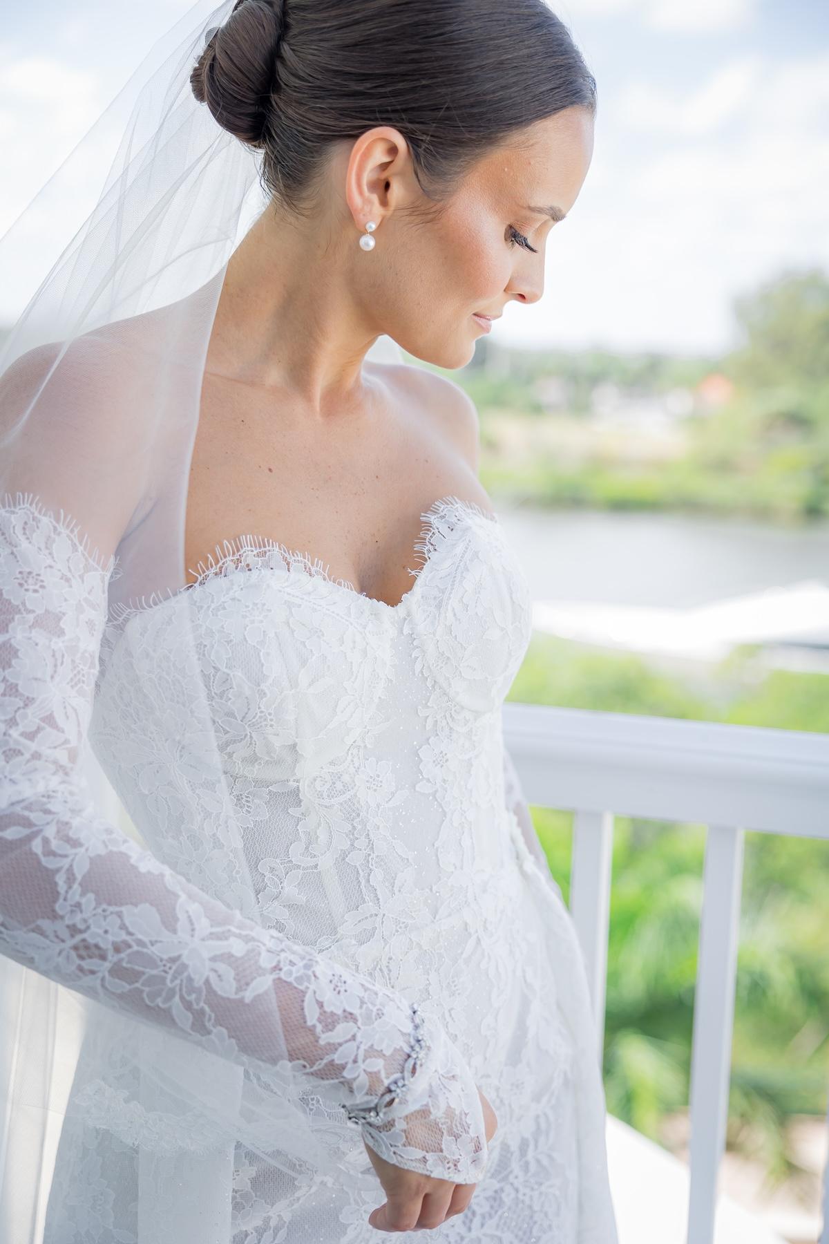 A Whimsical Winter Wedding at the Pelican Club 29