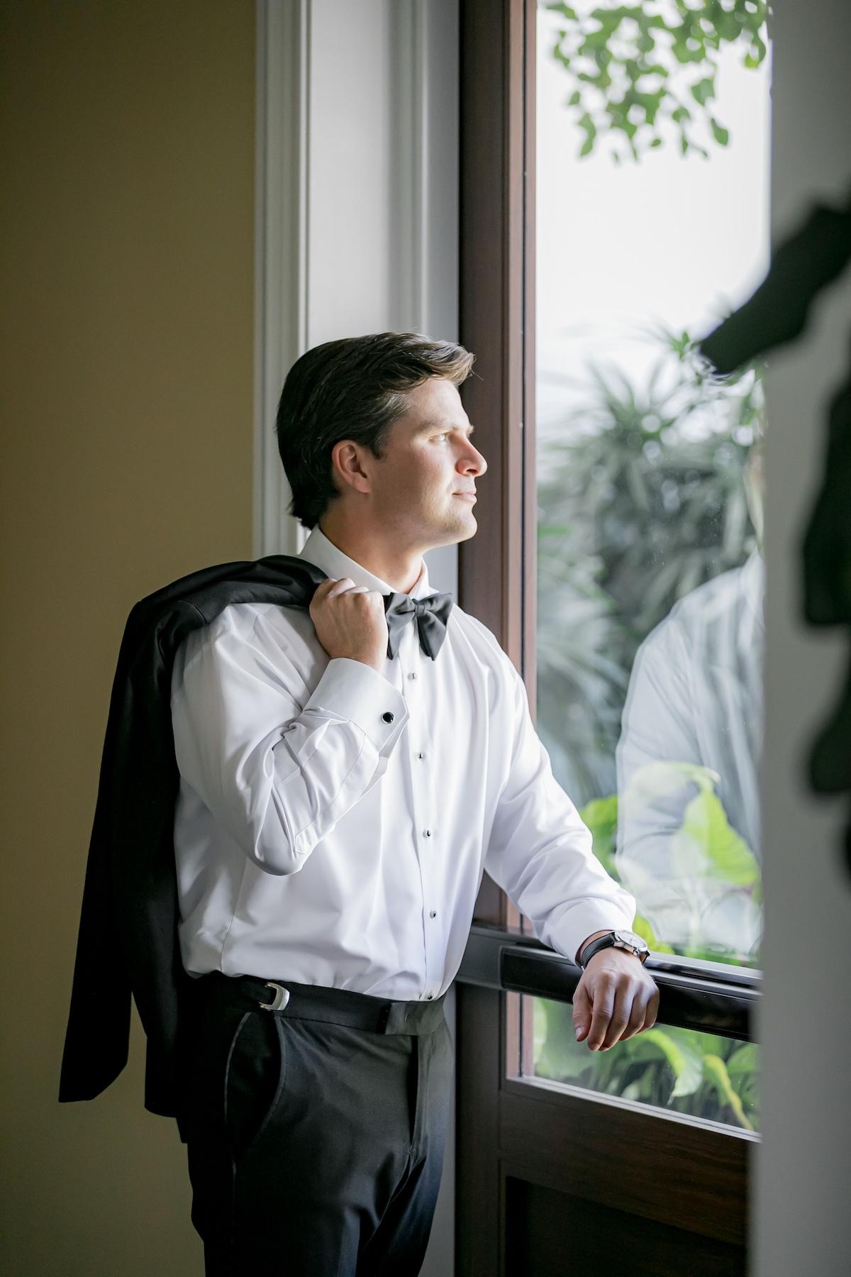 A Whimsical Winter Wedding at the Pelican Club 24