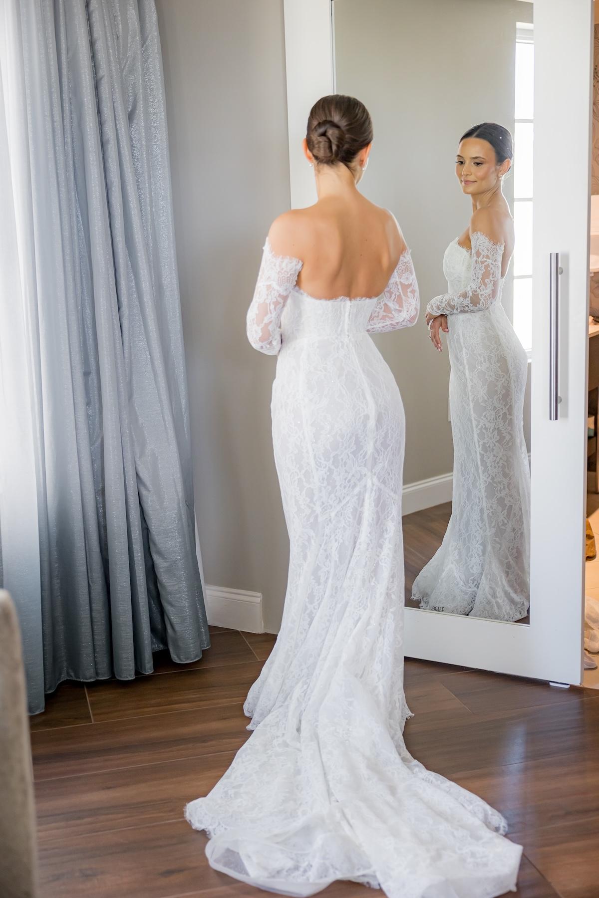A Whimsical Winter Wedding at the Pelican Club photo 5