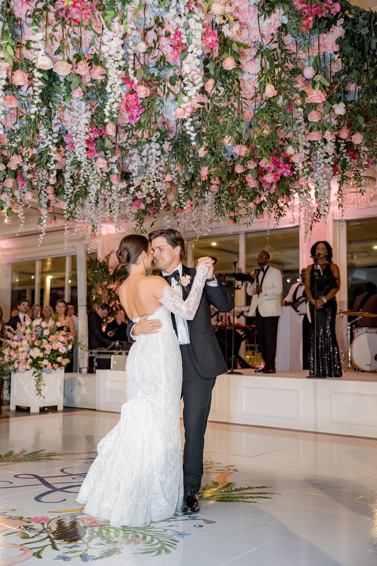 A Whimsical Winter Wedding at the Pelican Club 86