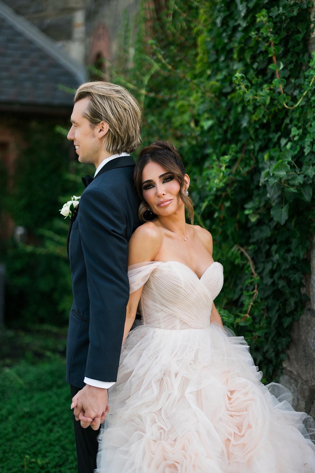 A Glamorous Summer Wedding at The Abbey Inn & Spa 21