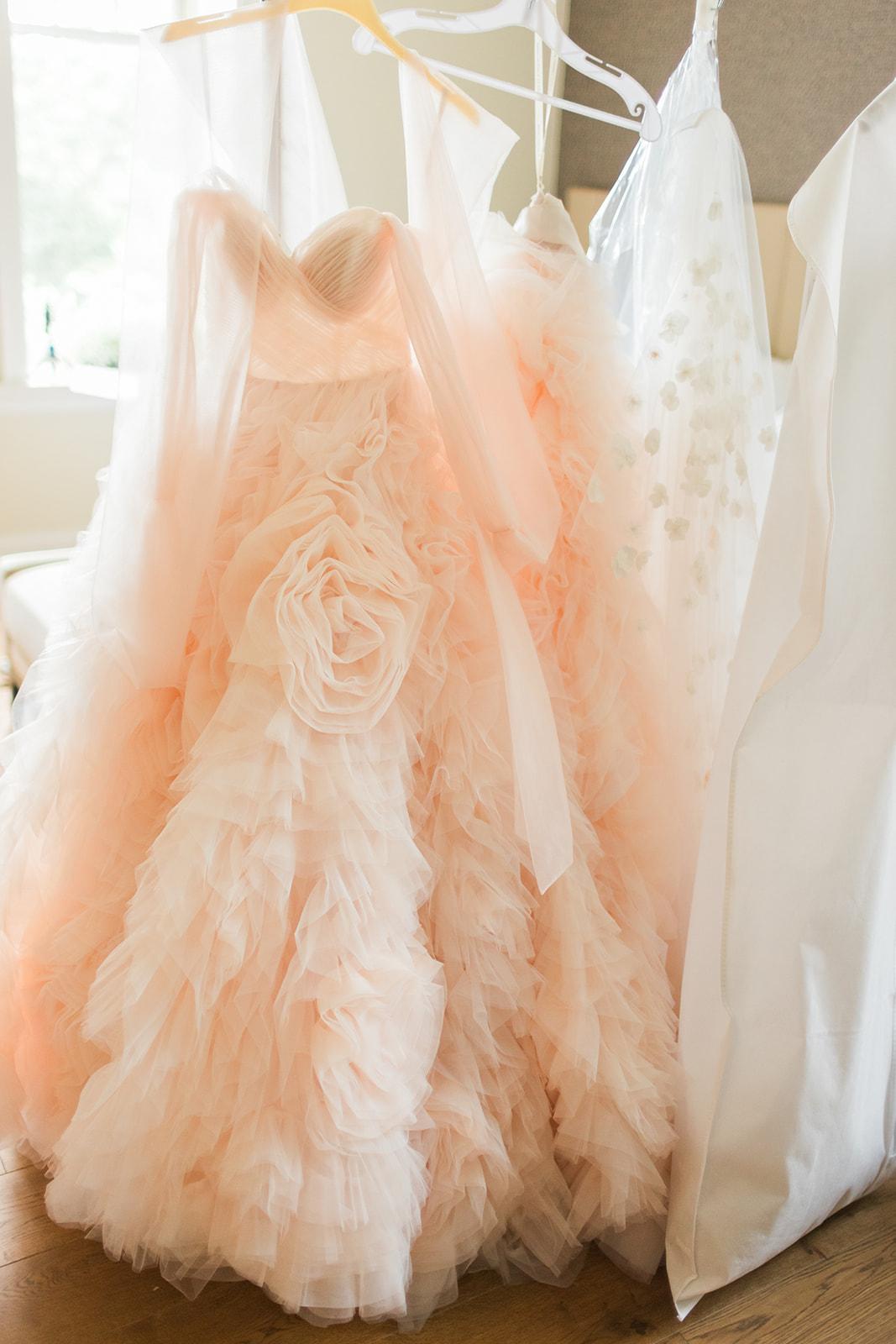 A Glamorous Summer Wedding at The Abbey Inn & Spa 12