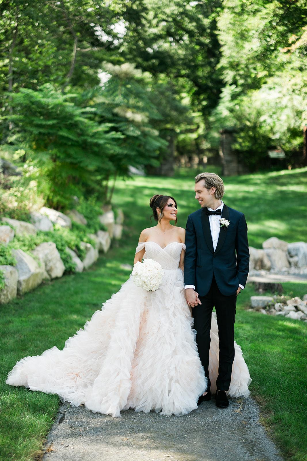 A Glamorous Summer Wedding at The Abbey Inn & Spa 45