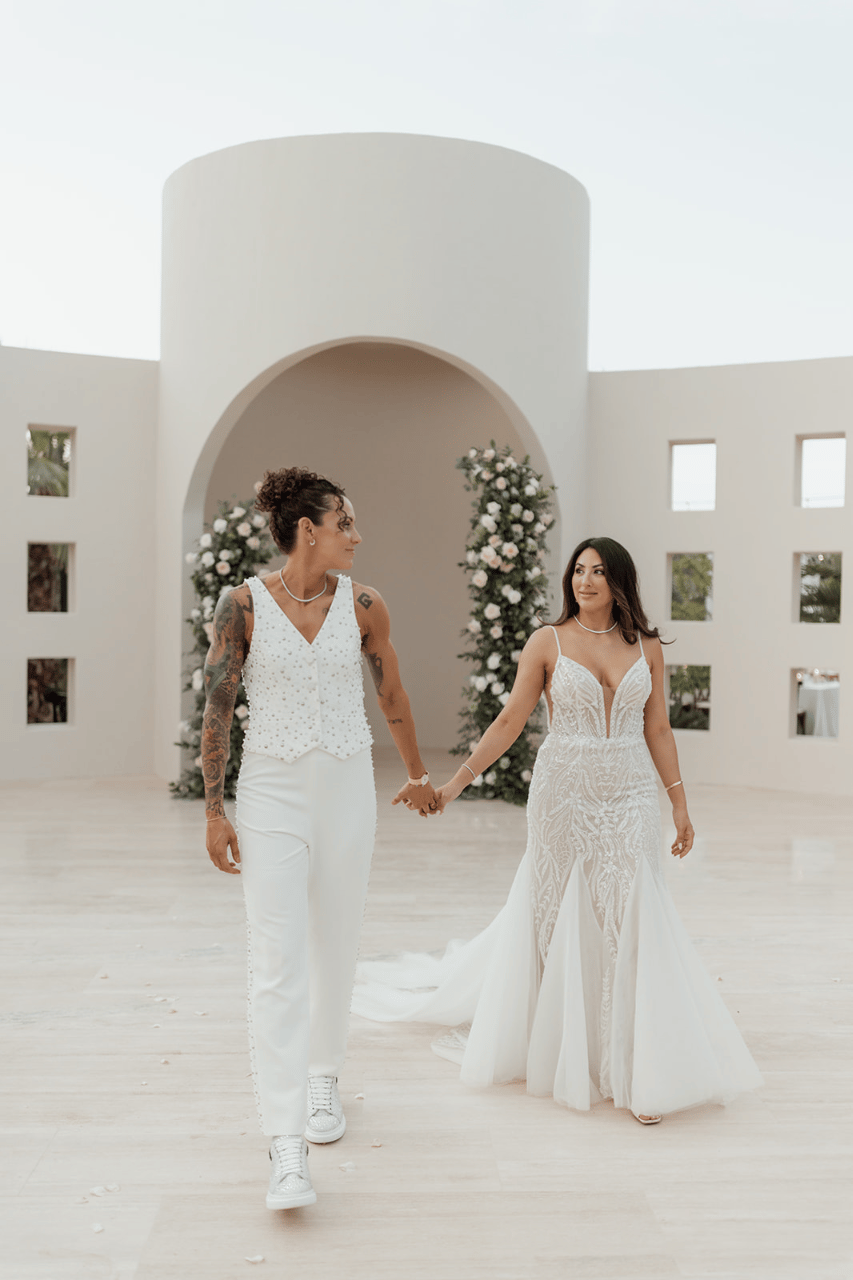 A Romantic Spring Wedding at Baja Luna’s Janney Garden photo 4