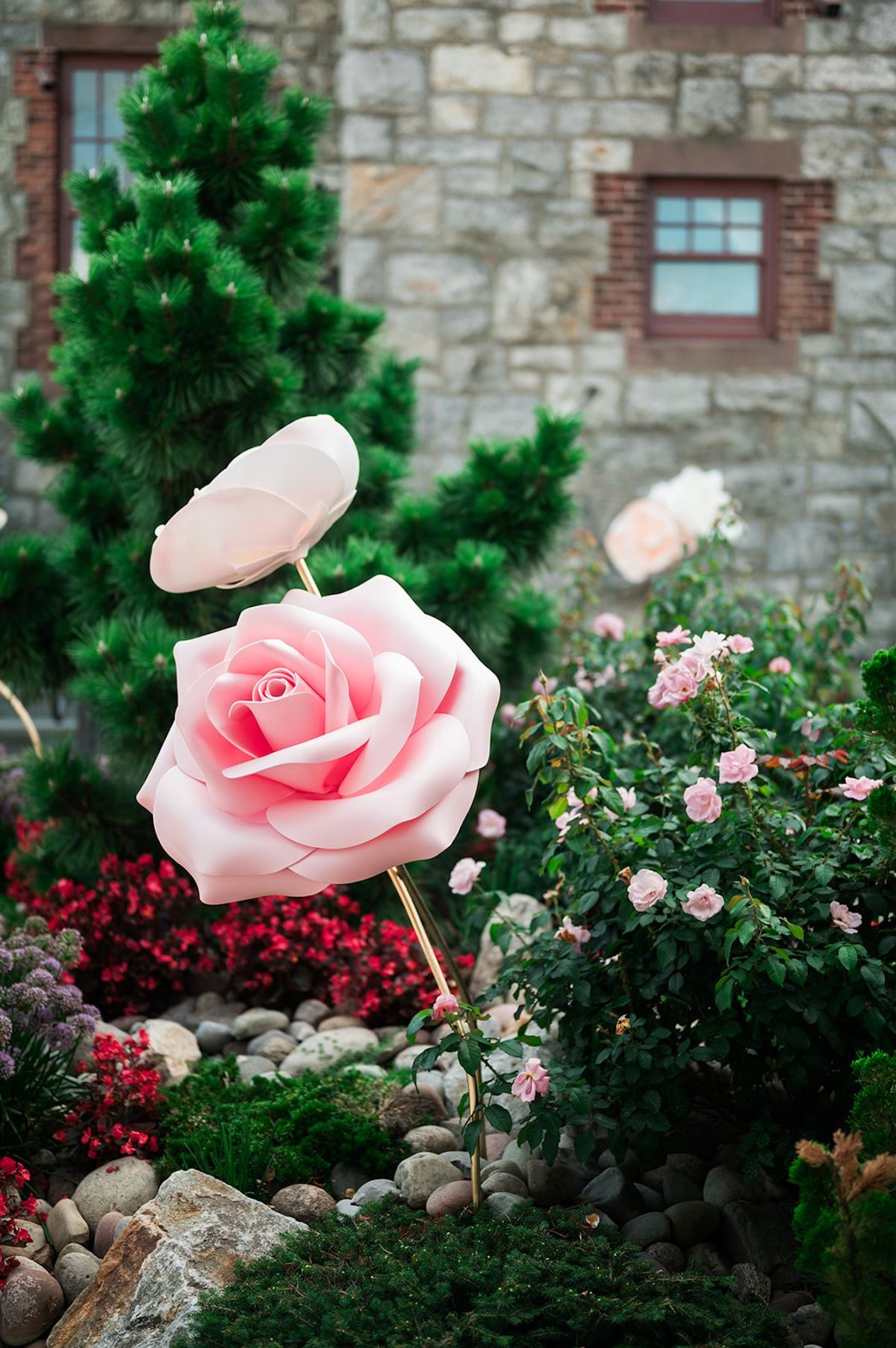 A Glamorous Summer Wedding at The Abbey Inn & Spa 20
