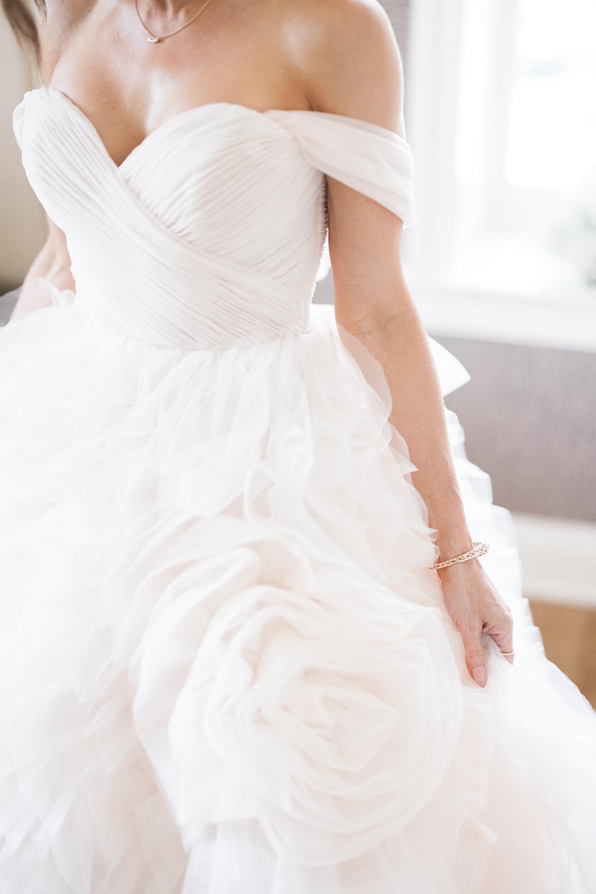 A Glamorous Summer Wedding at The Abbey Inn & Spa 11