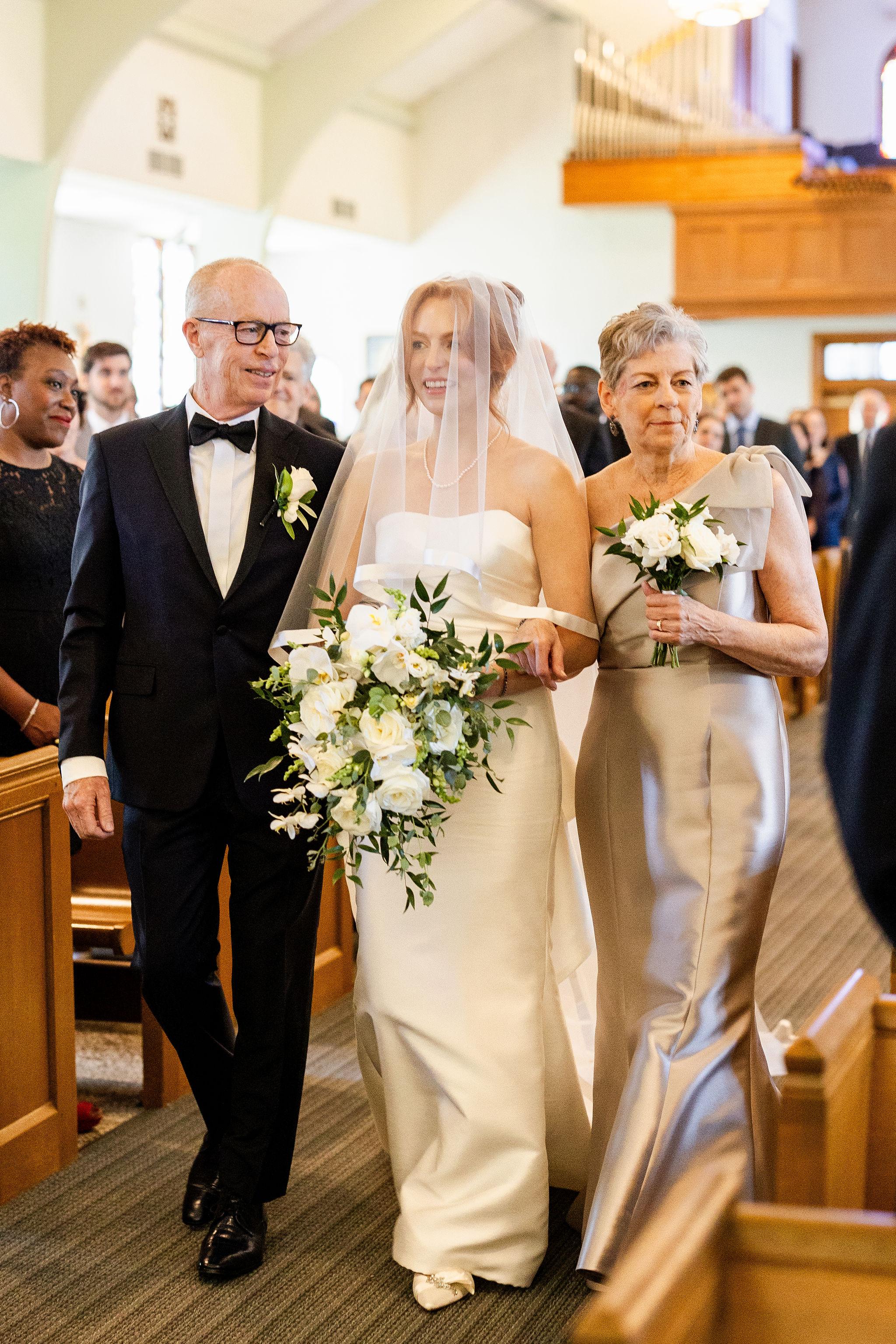 A Classic Summer Wedding at The Mill Lakeside Manor 44