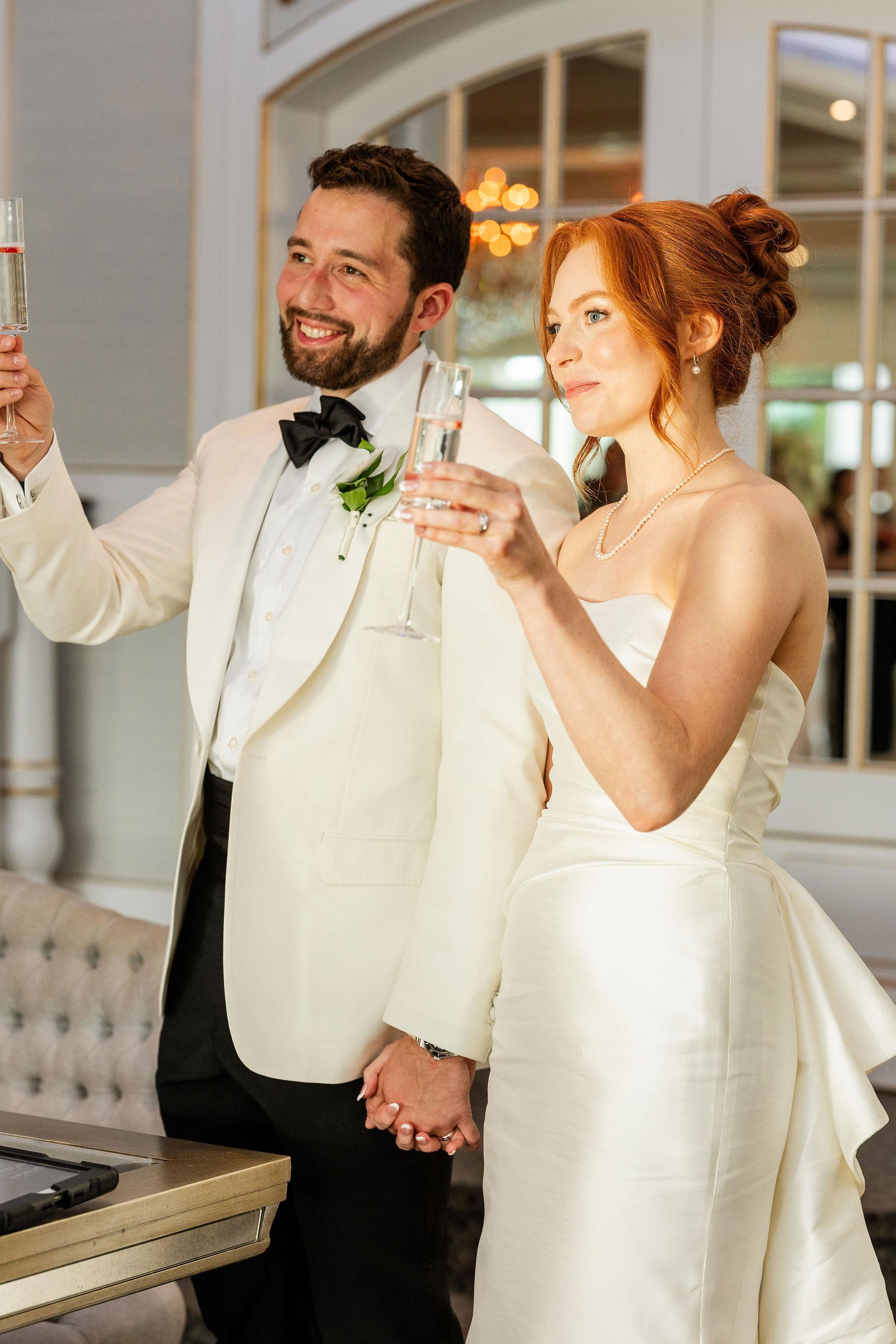 A Classic Summer Wedding at The Mill Lakeside Manor 31