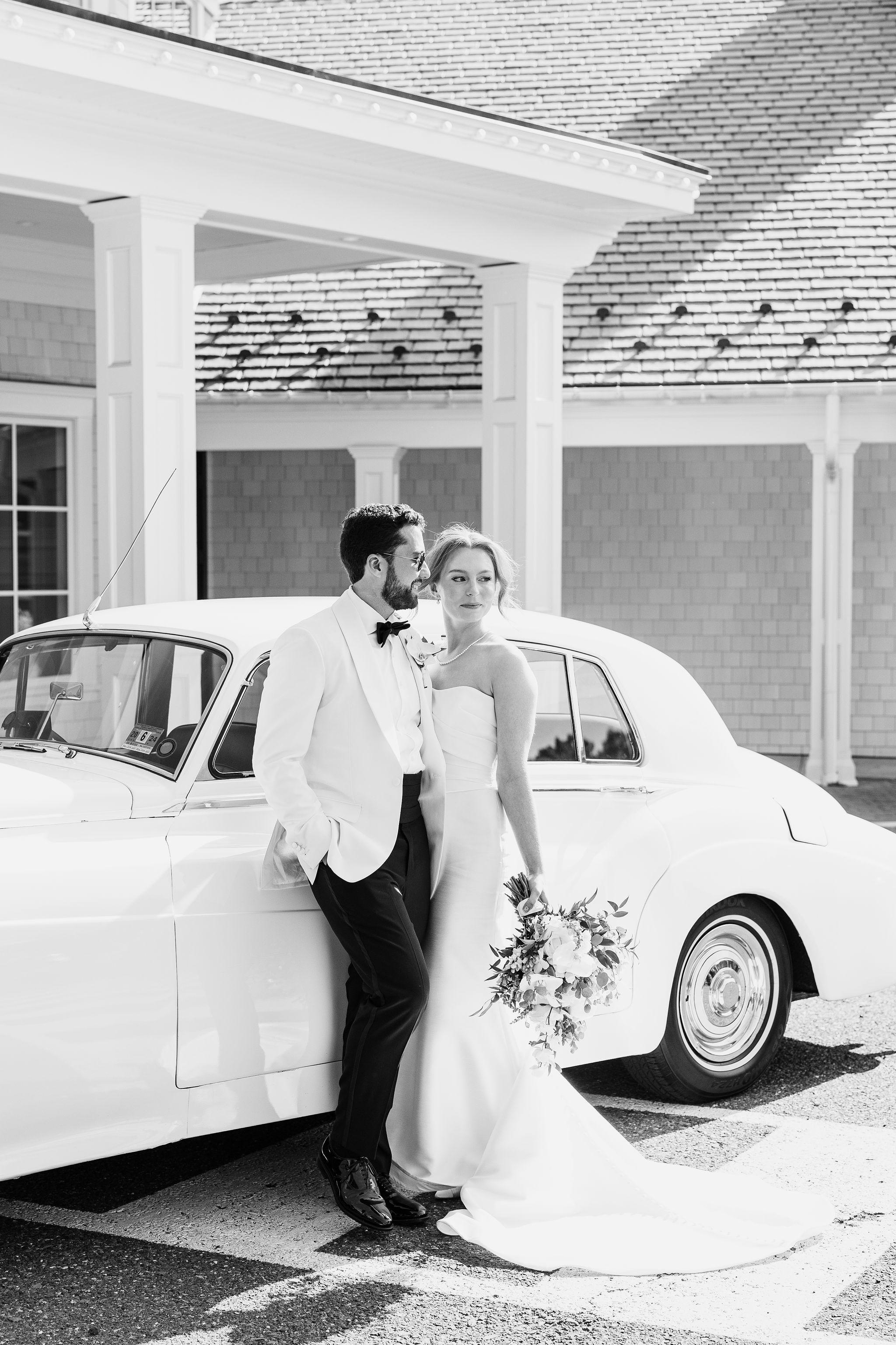 A Classic Summer Wedding at The Mill Lakeside Manor 25