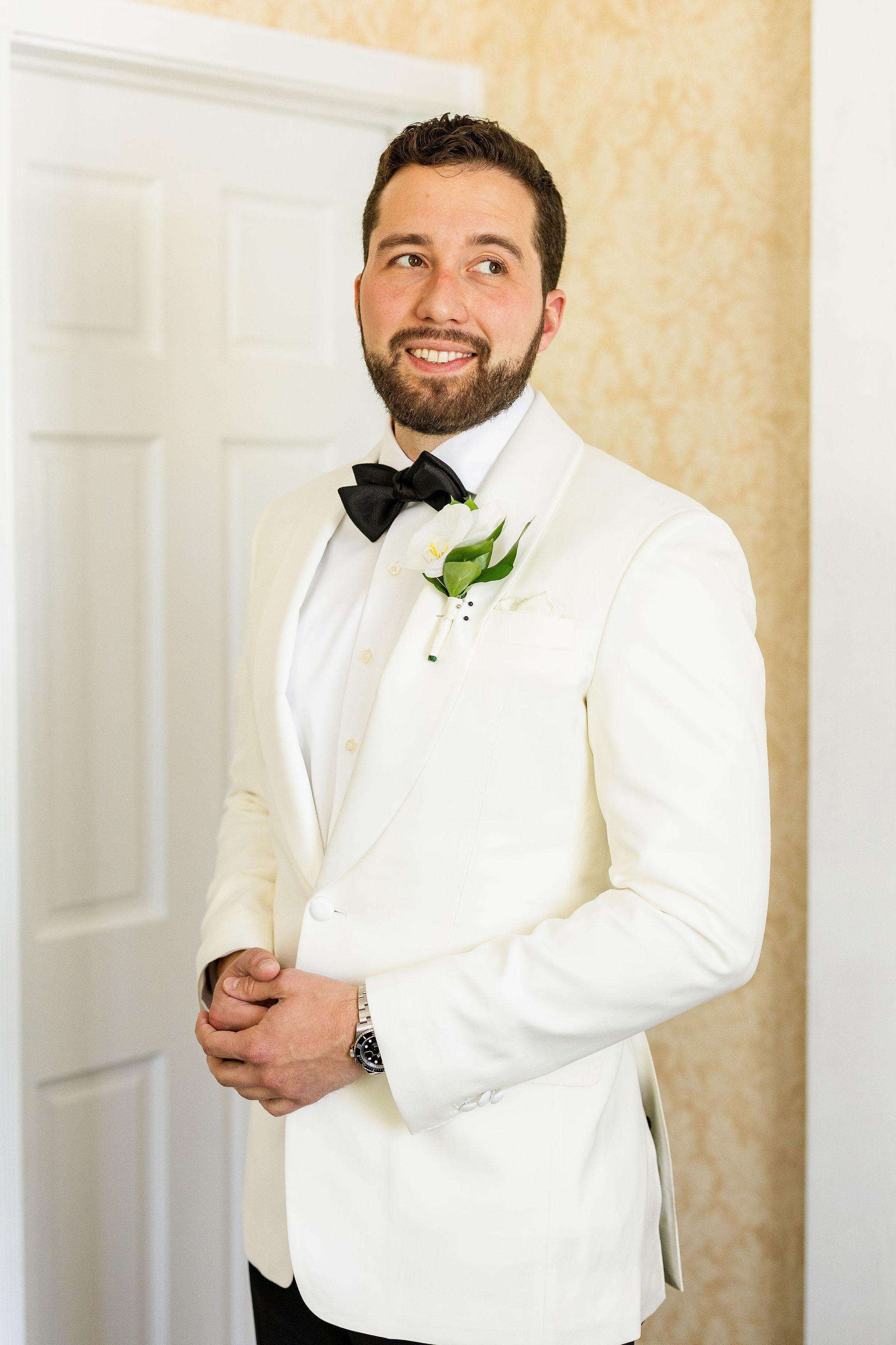 A Classic Summer Wedding at The Mill Lakeside Manor 14