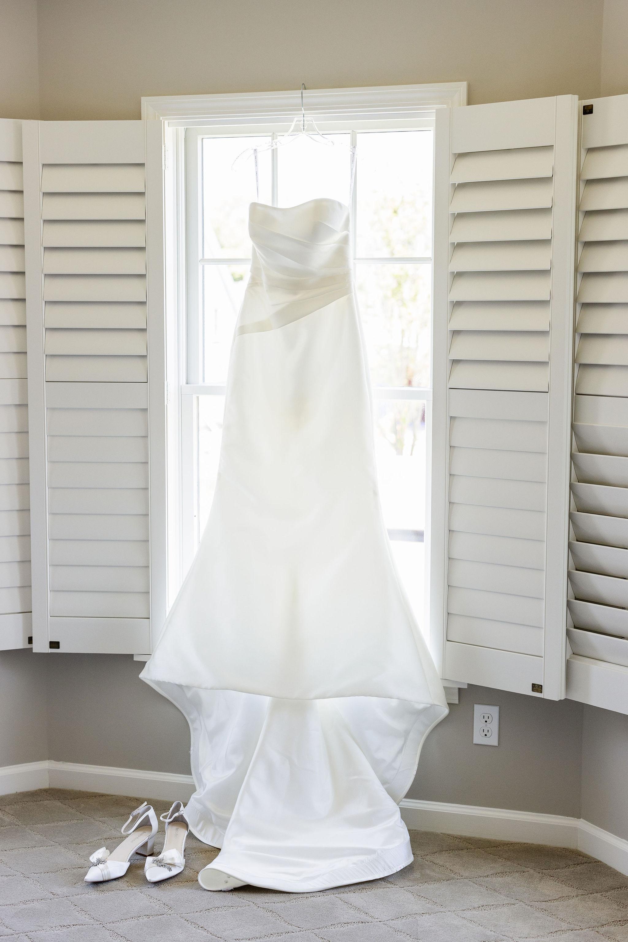 A Classic Summer Wedding at The Mill Lakeside Manor 18