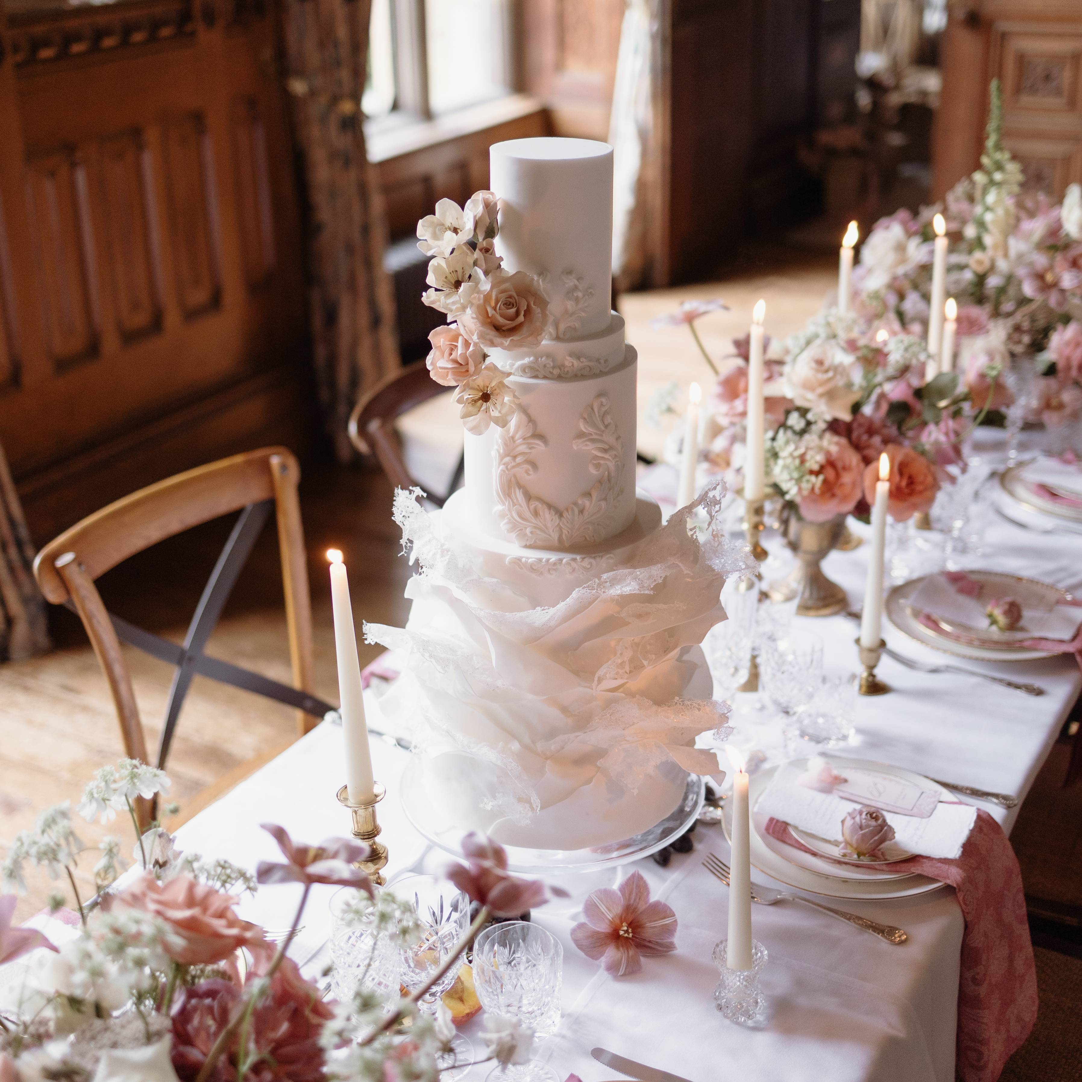 Wren Cake Design