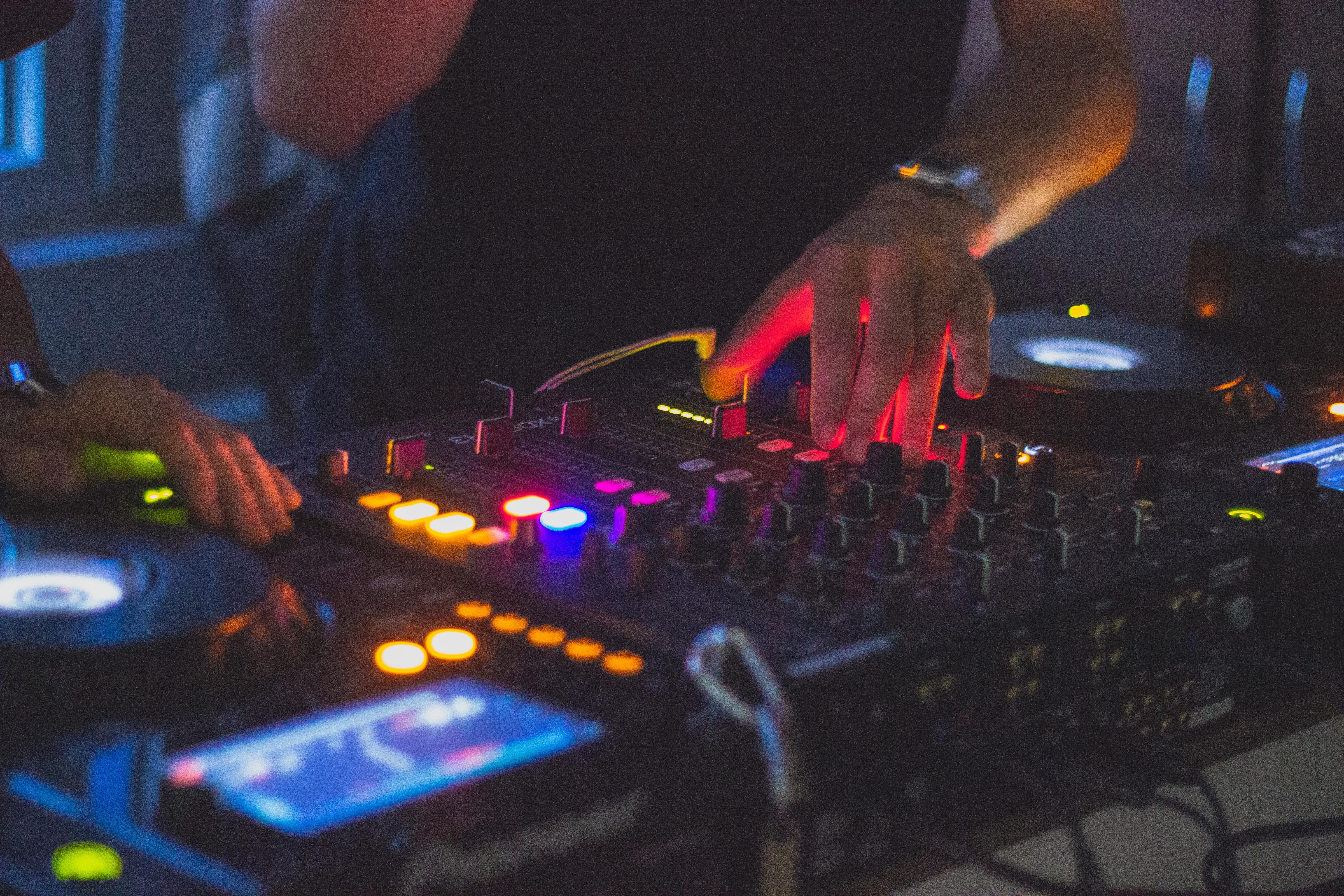 Toast & Jam DJ's