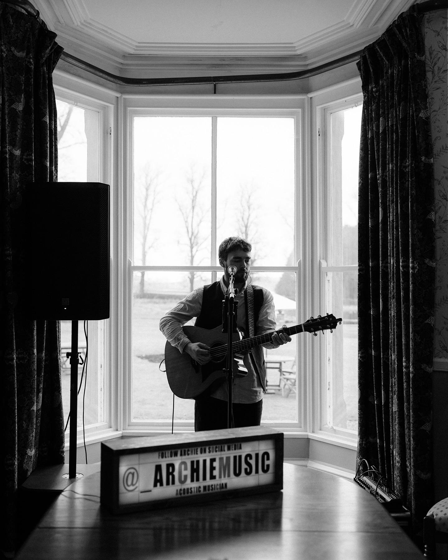 Archie Live Musician portfolio 2