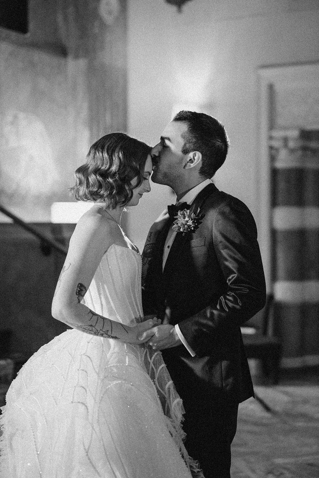 A Romantic Fall Wedding at the Intercontinental 30