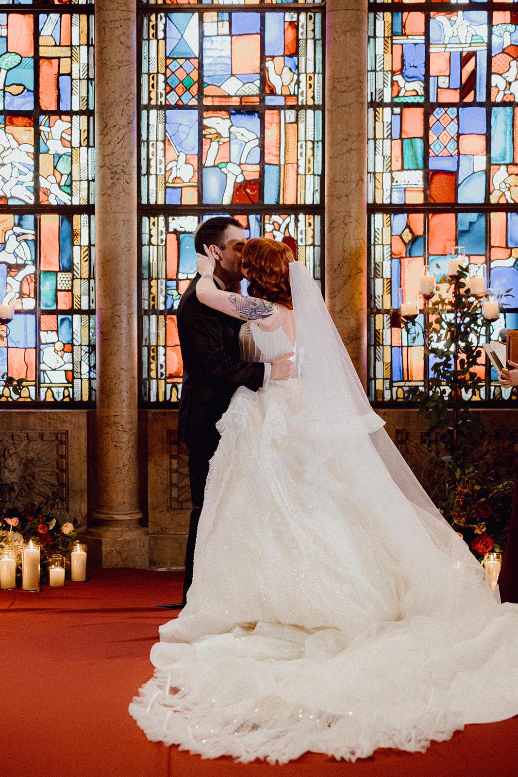 A Romantic Fall Wedding at the Intercontinental 52
