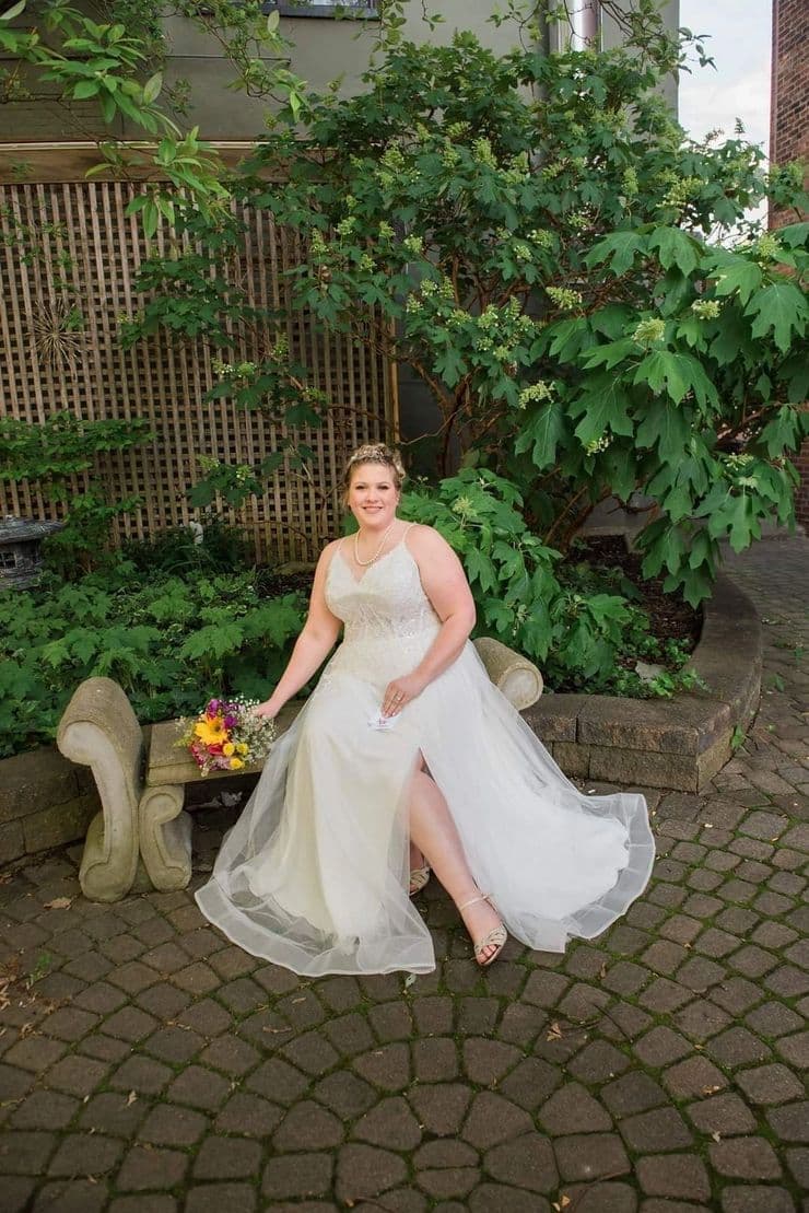 The Red Brick Cottage Curvy, Mid & Plus Size Boutique & Bridal portfolio 4