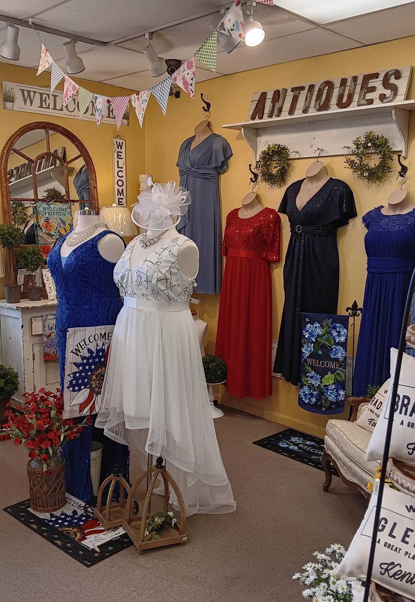The Red Brick Cottage Curvy, Mid & Plus Size Boutique & Bridal portfolio 5