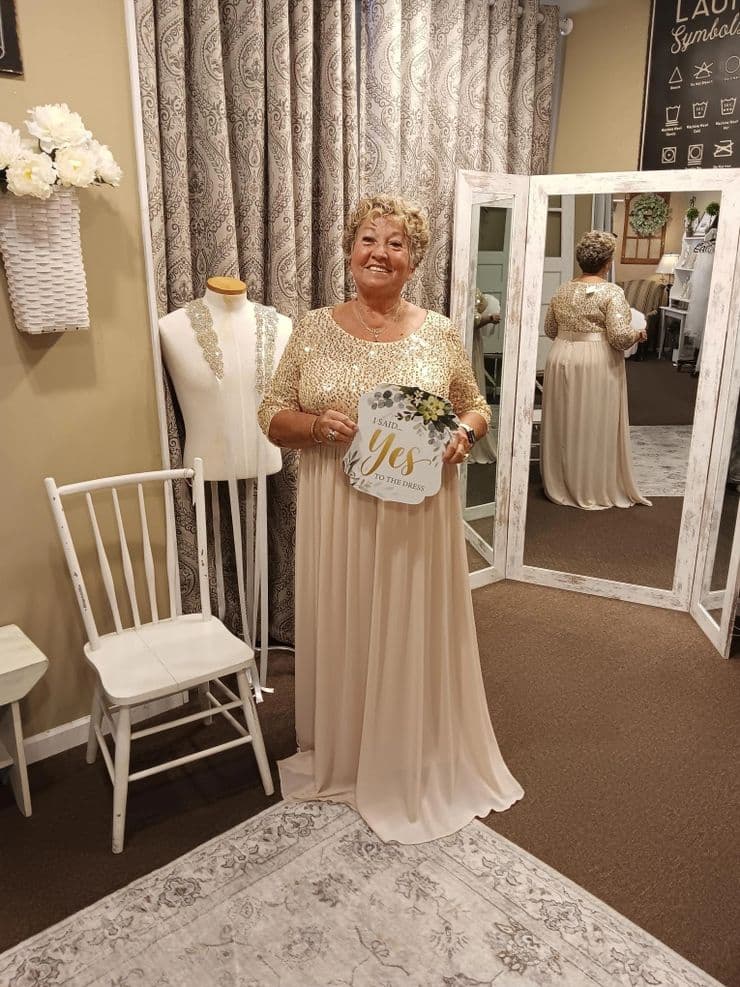 The Red Brick Cottage Curvy, Mid & Plus Size Boutique & Bridal portfolio 1