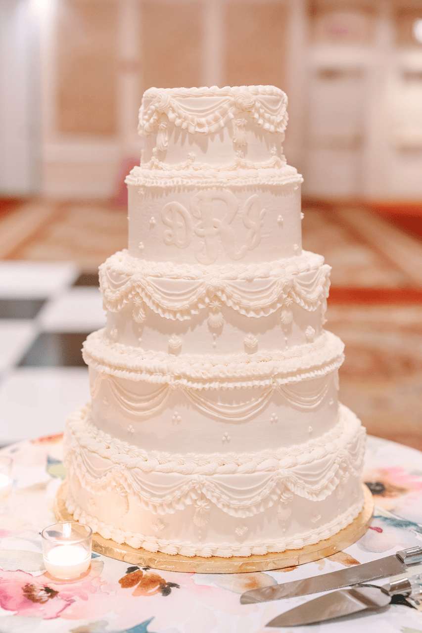 A Glamorous Summer Wedding at Hilton St. Louis Frontenac photo 3