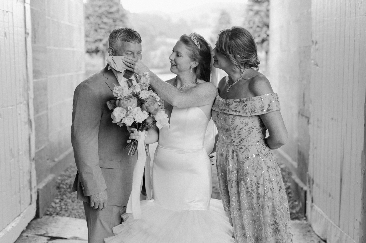 A Whimsical Summer Wedding at Loughcrew Estate photo 5