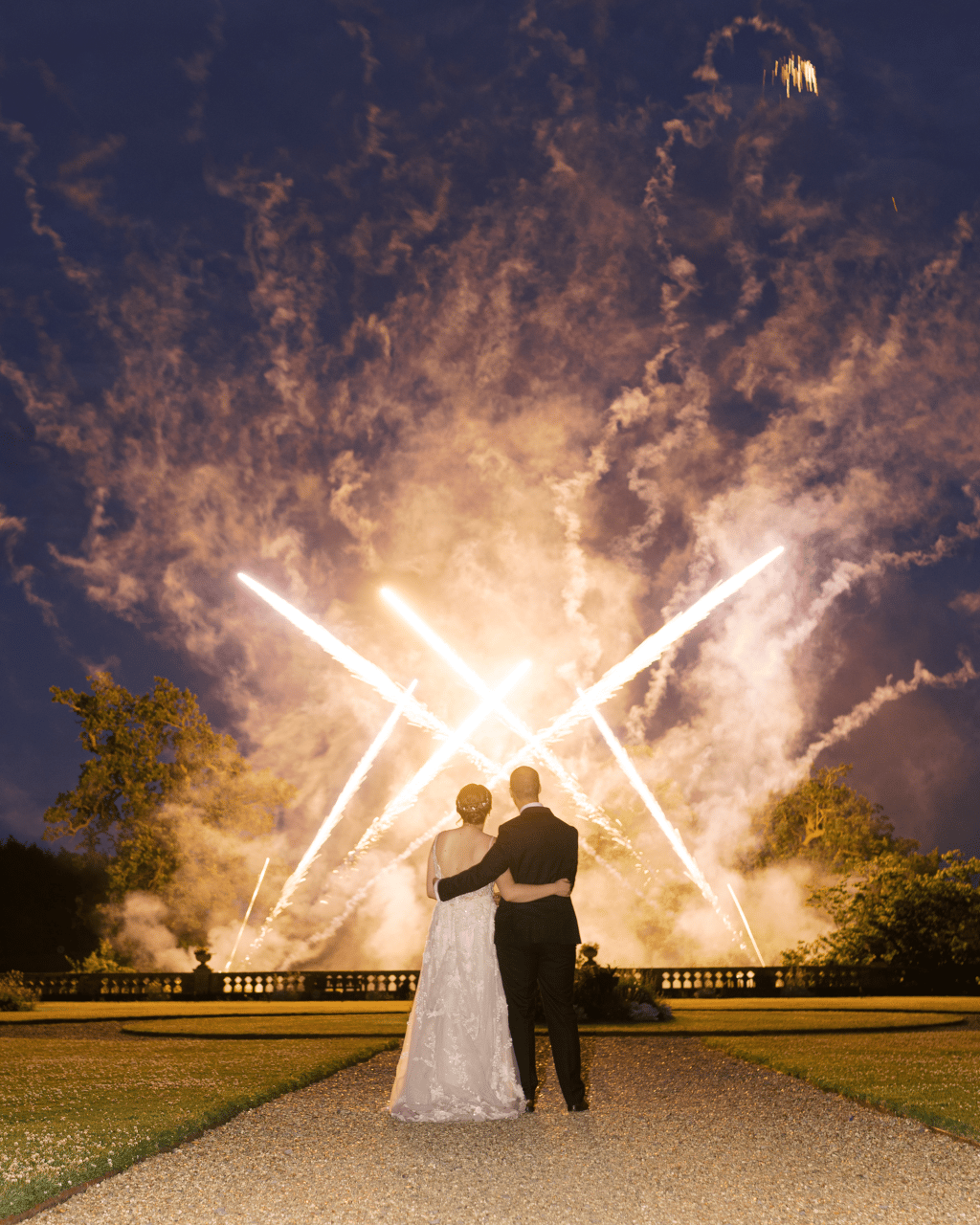 A Classic Summer Wedding at The Elvetham Hotel