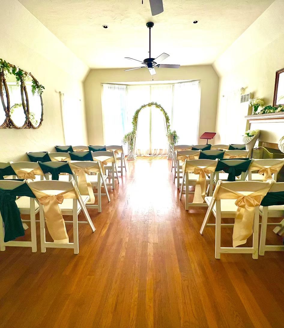 Marry Me Wedding Chapel portfolio 1