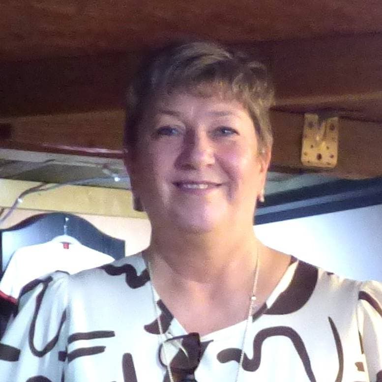 Linda Wadkin Celebrant