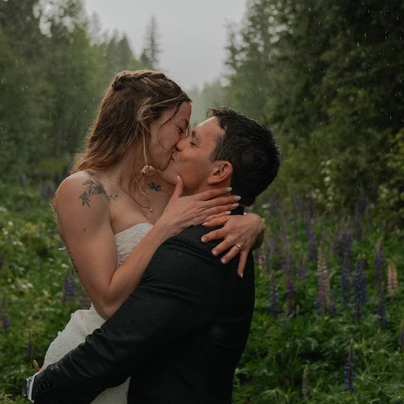 Small But Perfect Weddings