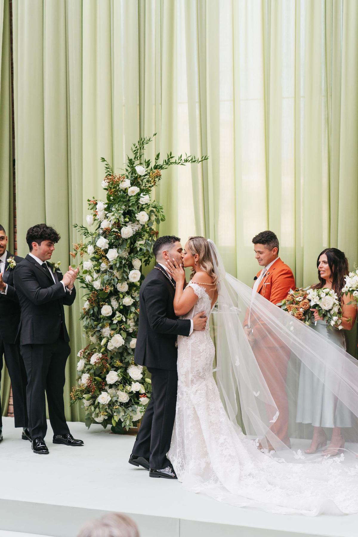 A Rustic Summer Wedding at the Sculpture Garden 22