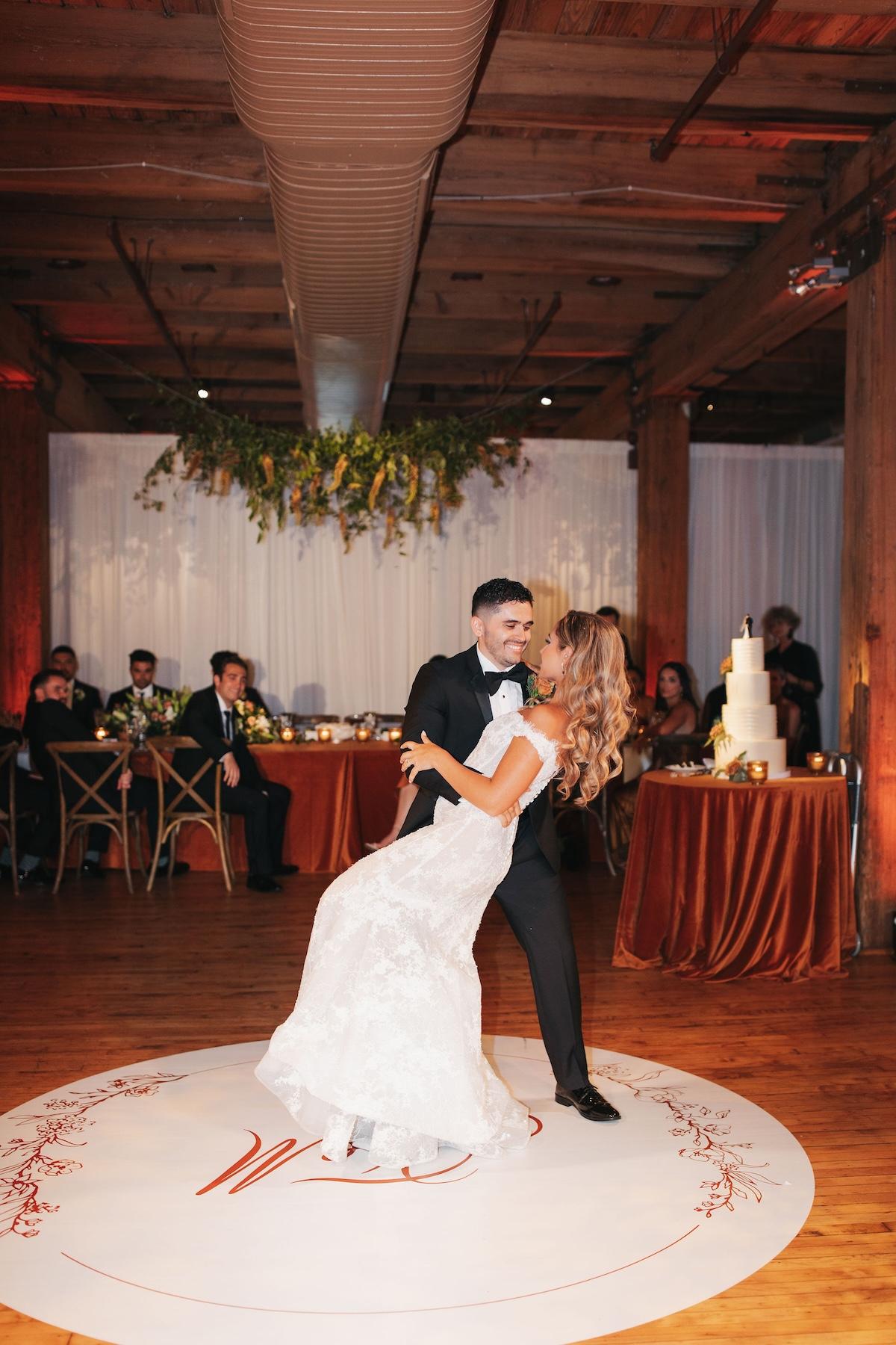 A Rustic Summer Wedding at the Sculpture Garden 16