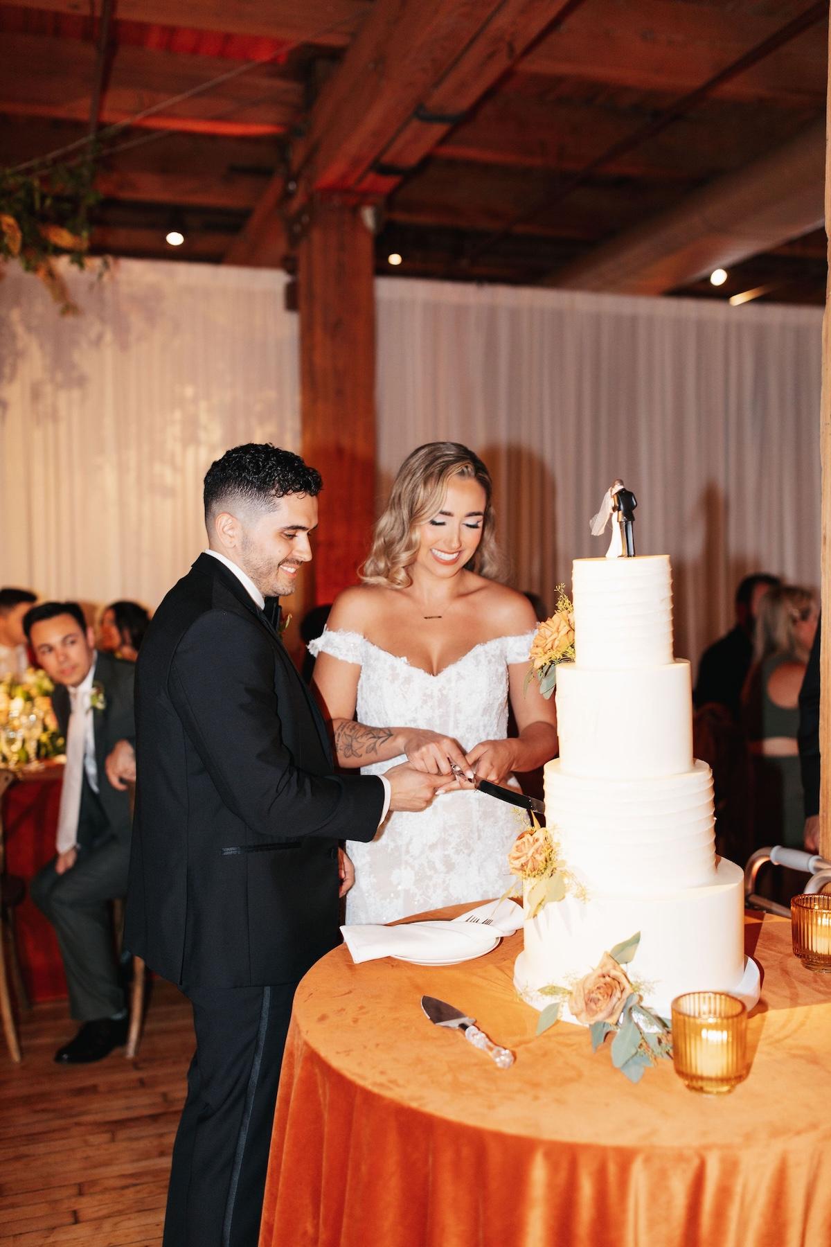 A Rustic Summer Wedding at the Sculpture Garden 18