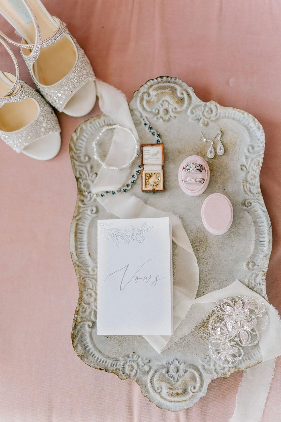 Divine & Elegant Events, LLC