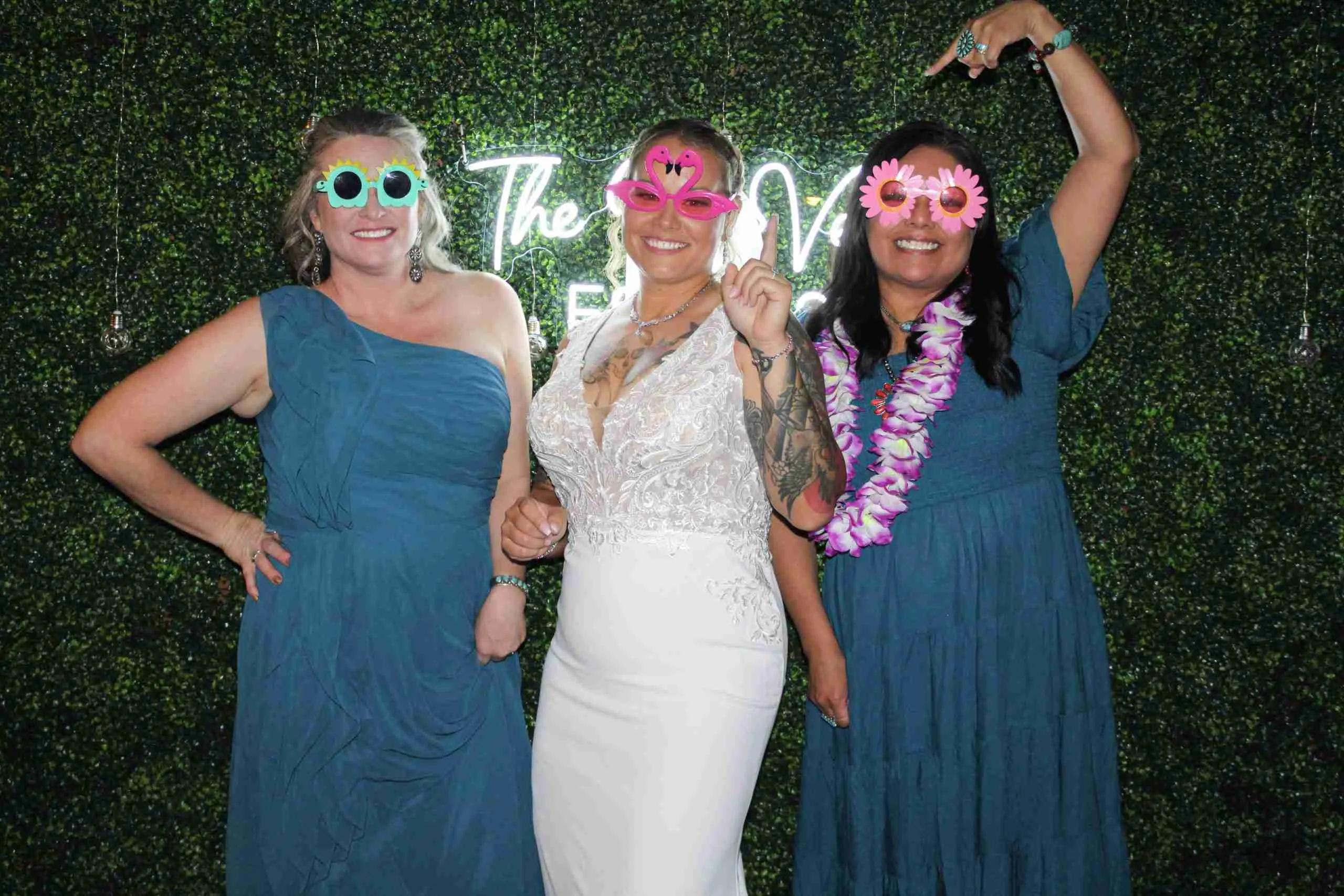 Photo Booth Flower Wall portfolio 3