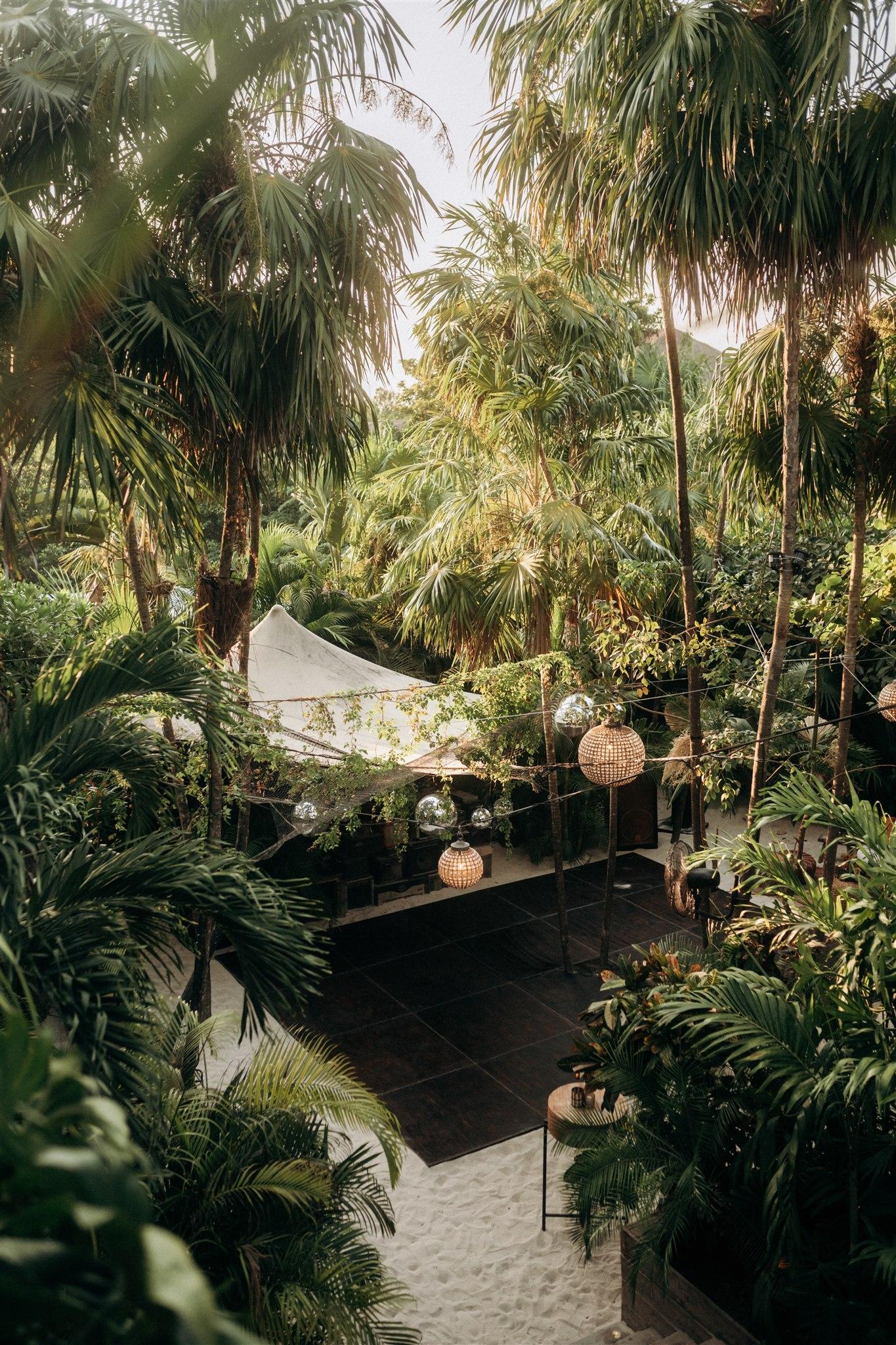 A Modern Spring Wedding at NU Tulum 45