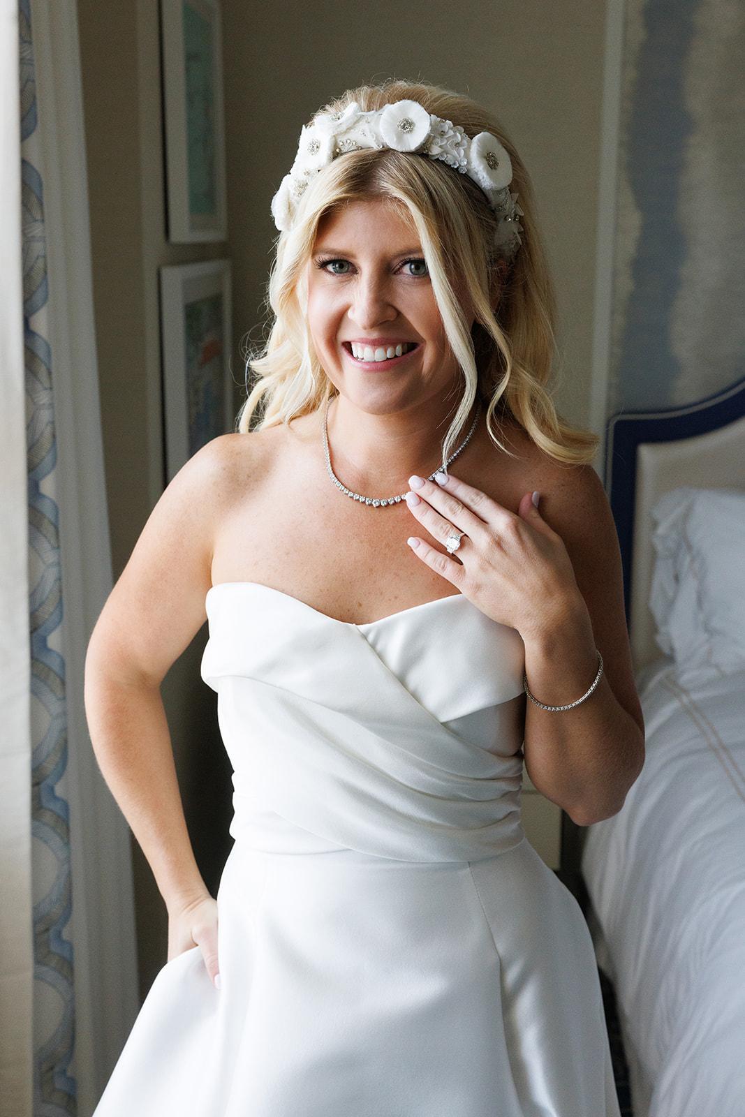 A Classic Spring Wedding at The Bath & Tennis Club 17