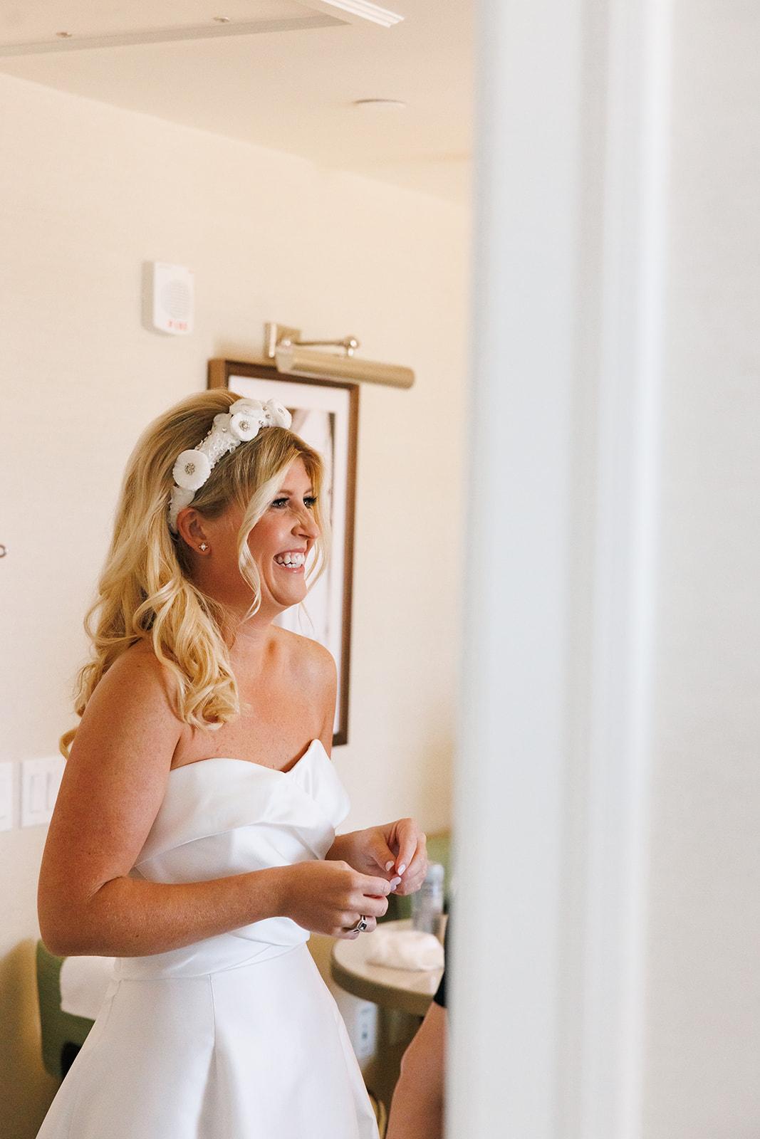 A Classic Spring Wedding at The Bath & Tennis Club 7