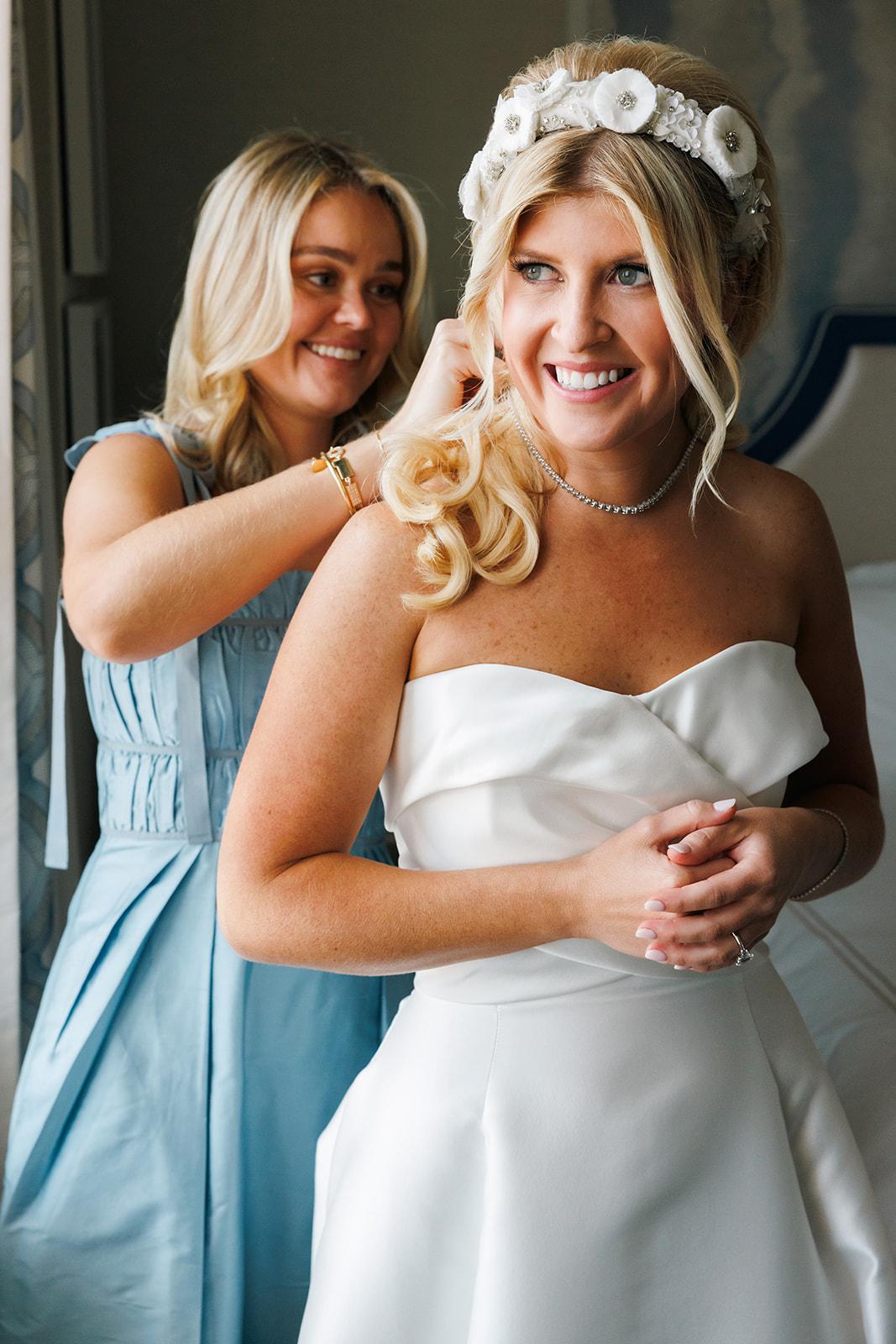 A Classic Spring Wedding at The Bath & Tennis Club 22